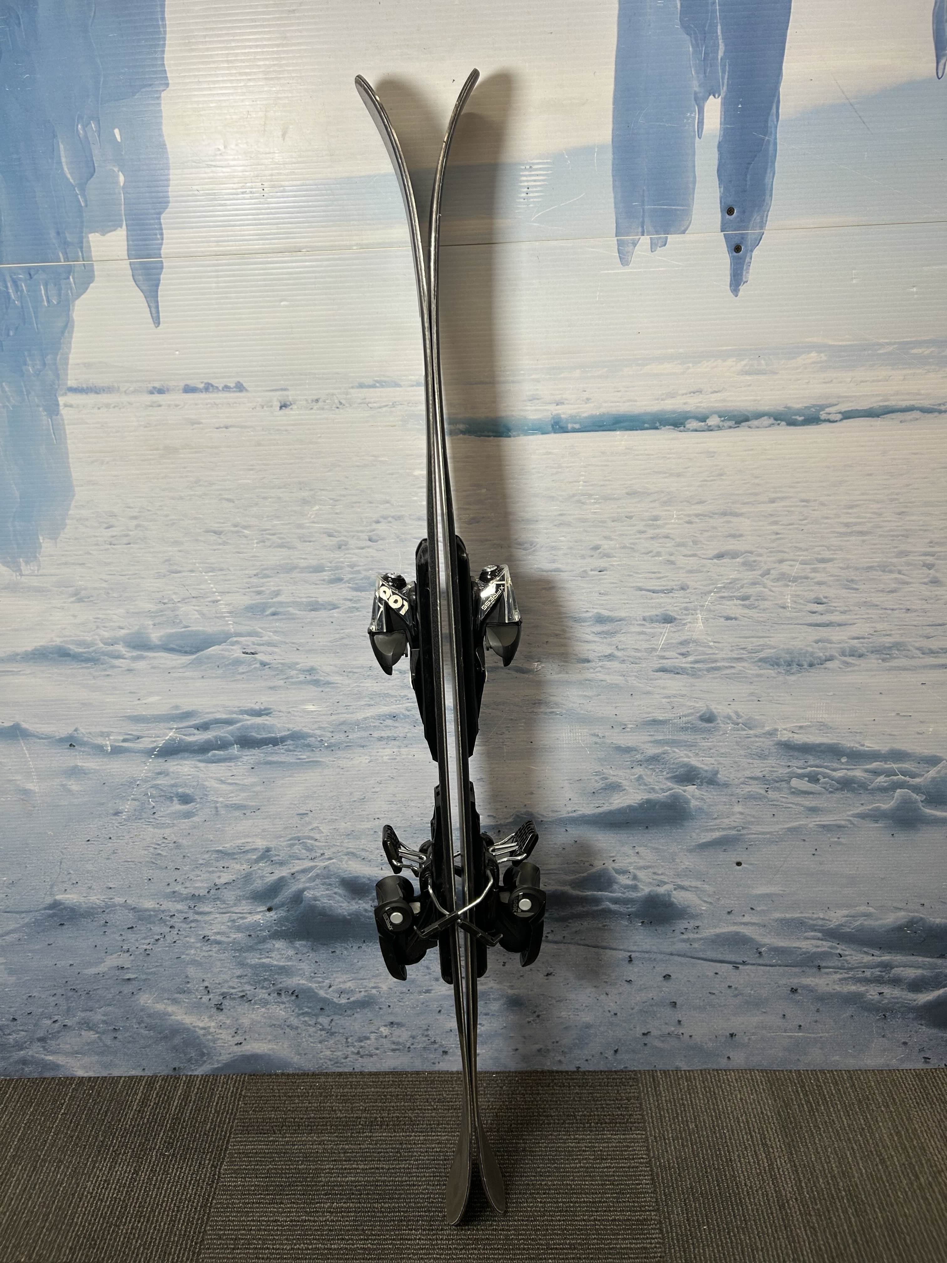 Used Rossignol Sender 90 Pro Ski - 140CM W/ Look Xpress 10 GW Demo Binding