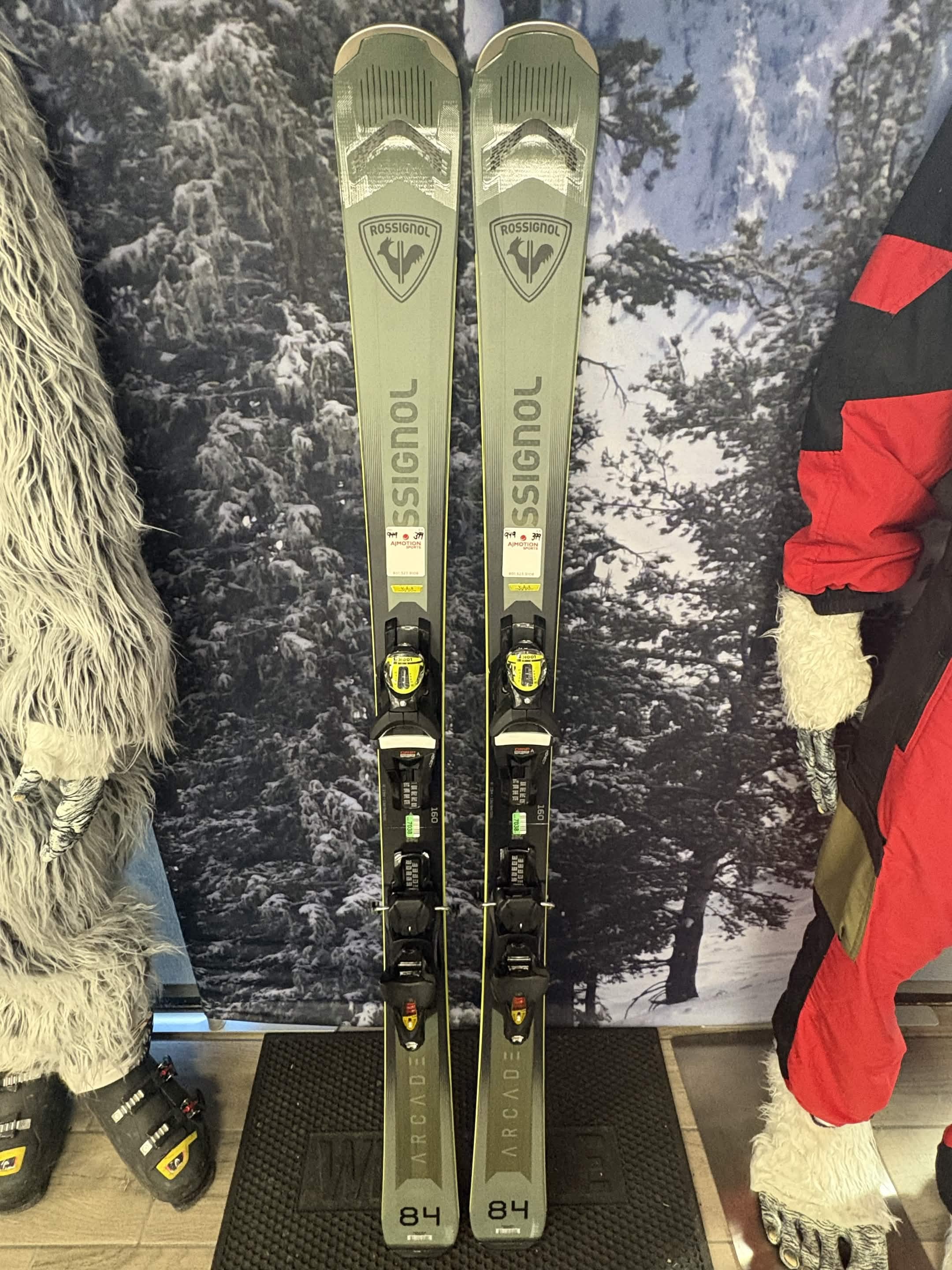 Rossignol Arcade 84 160cm Skis w/ ROSSIGNOL SPX Konect GW SYS Demo Binding - New 2027