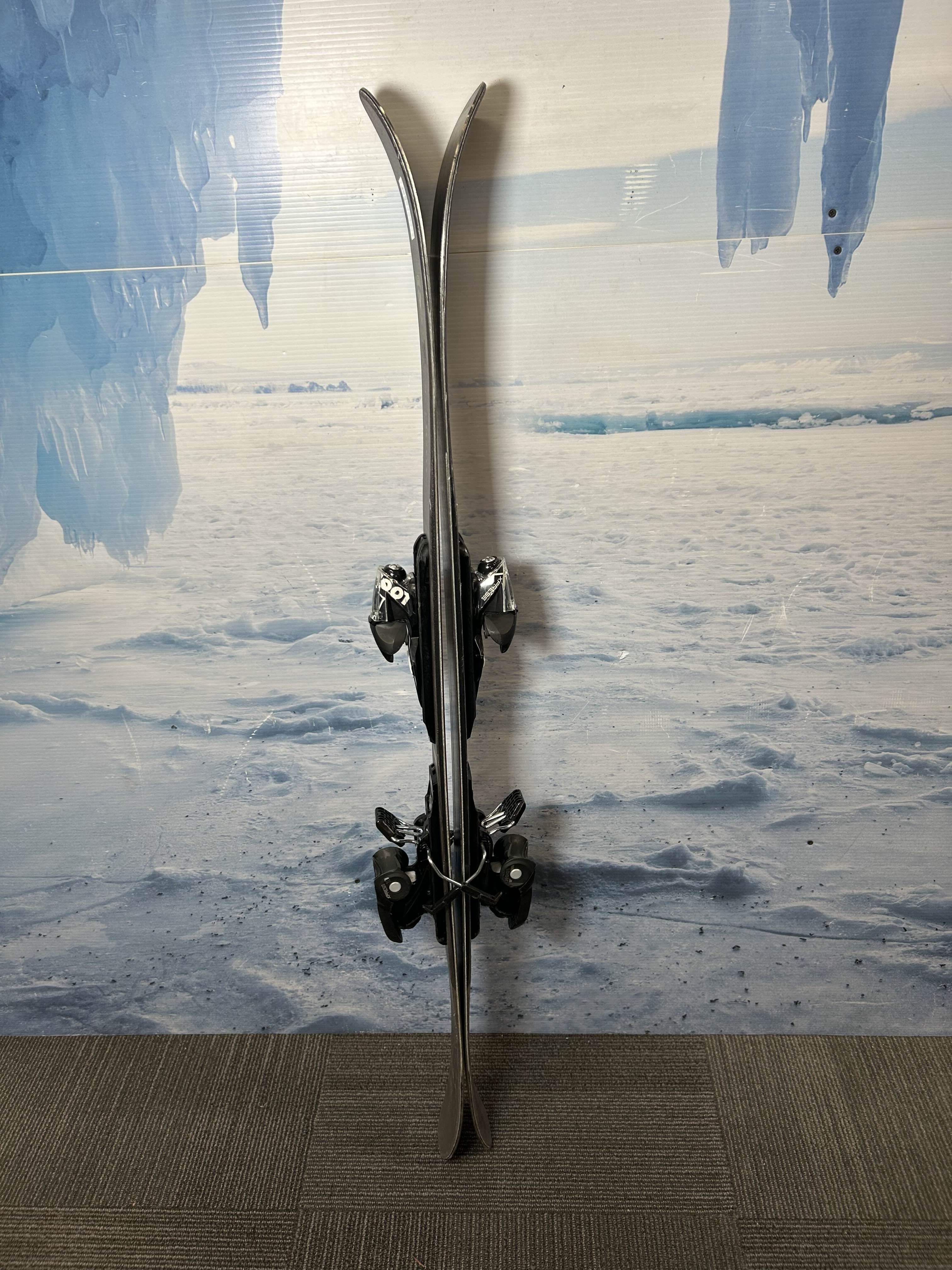 Used Rossignol Sender 90 Pro Ski - 140CM W/ Look Xpress 10 GW Demo Binding