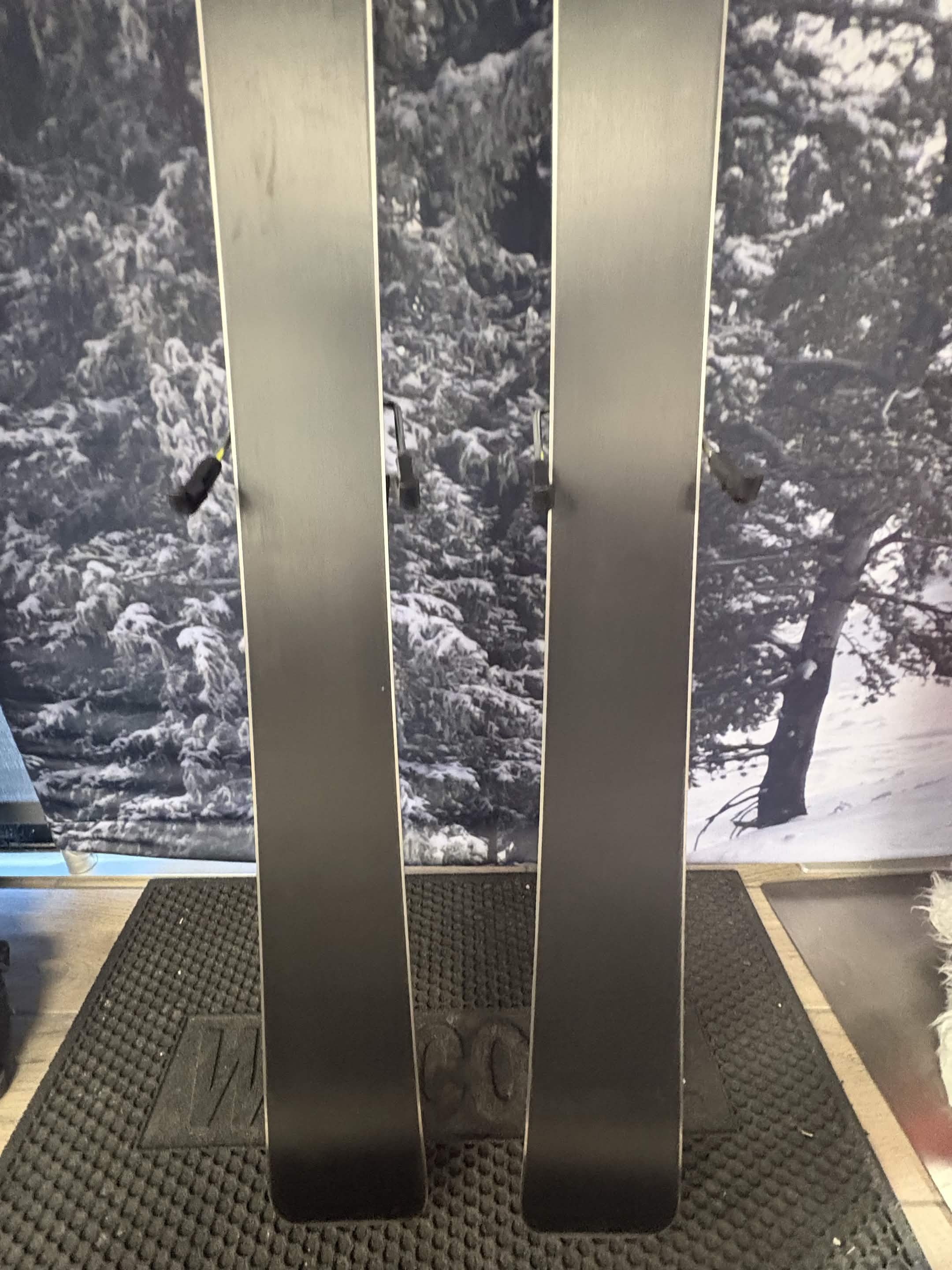 Rossignol Arcade 84 160cm Skis w/ ROSSIGNOL SPX Konect GW SYS Demo Binding - New 2027