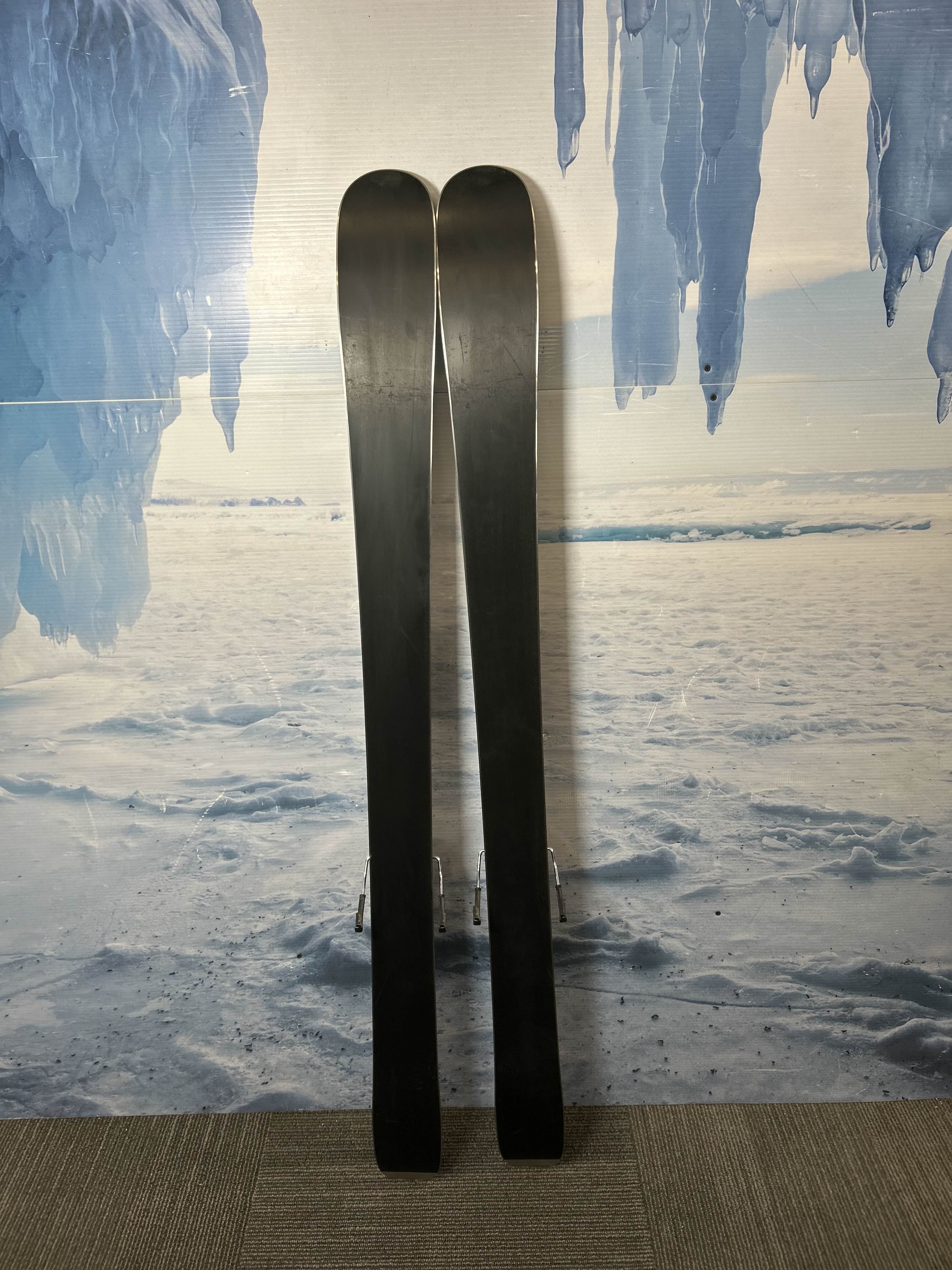 Used  Rossignol  Sender 90 Pro Ski w/ Look  Xpress 10 GW Demo Bindings - 150cm