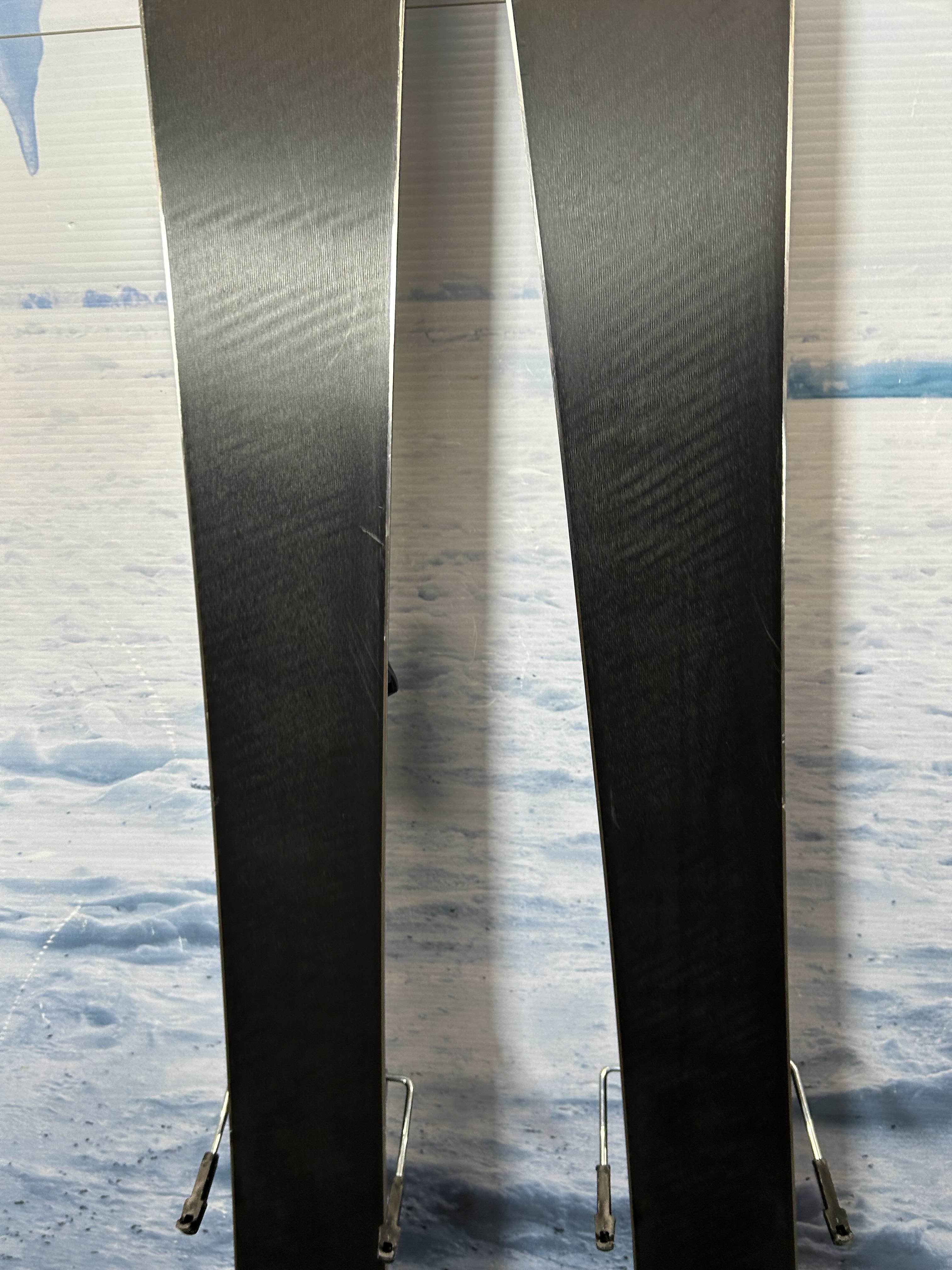 Used Rossignol Sender 104 TI 154cm Skis w/ Look 12 Demo Bindings
