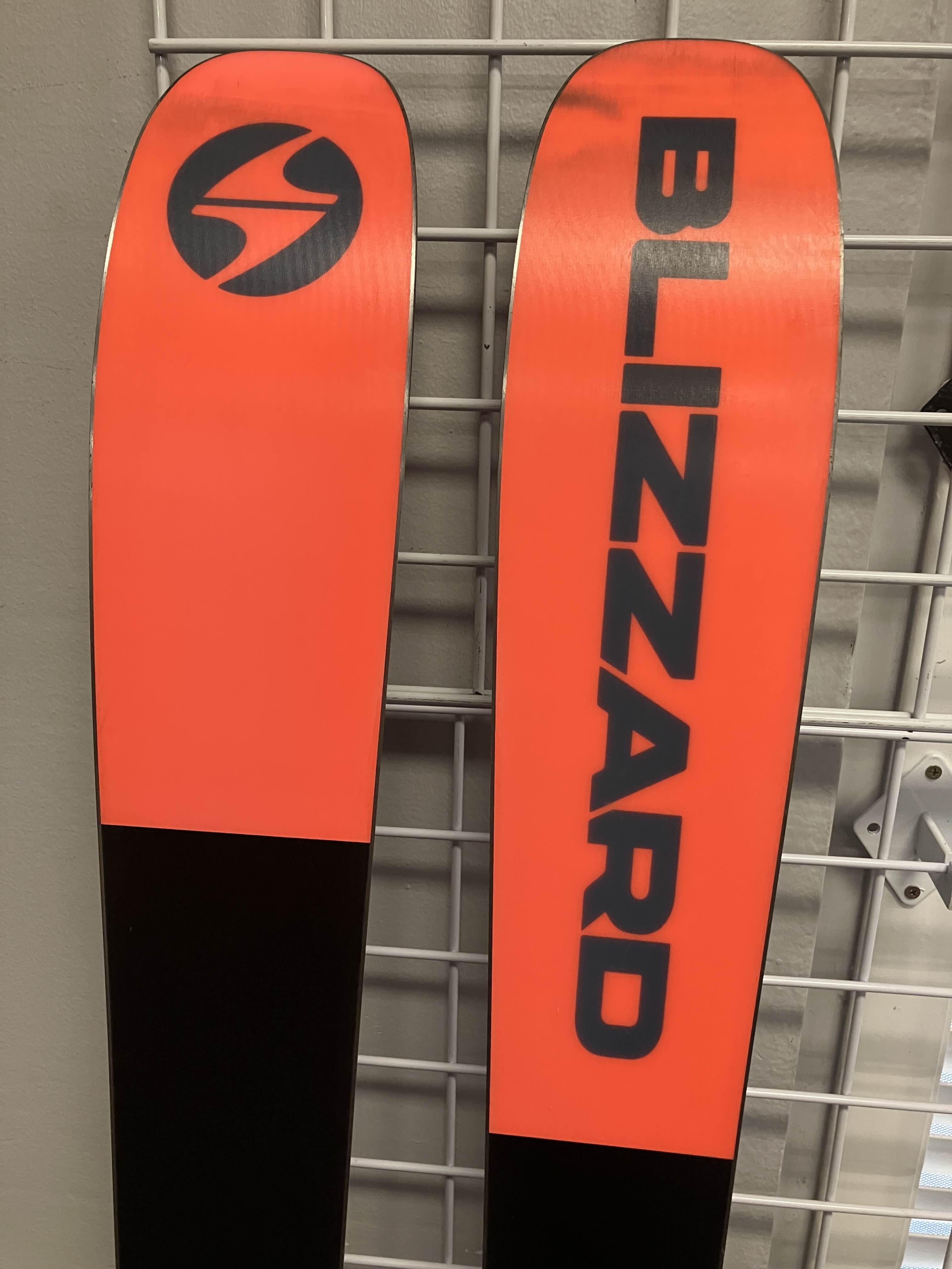 Used Blizzard Sheeva 10 156cm Skis w/ Atomic Strive 11 GW Bindings