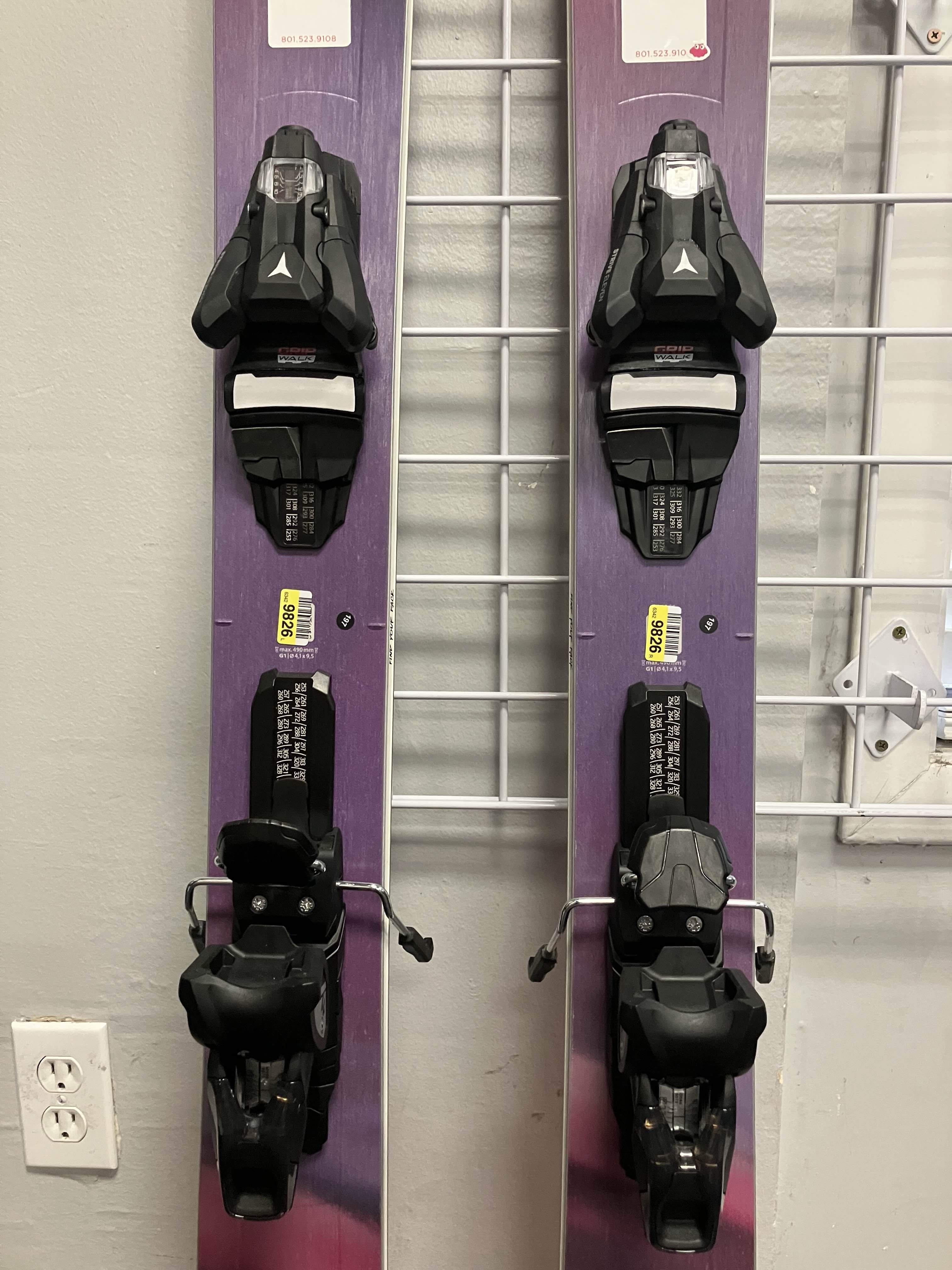 Used Blizzard Sheeva 10 168cm Skis w/ Atomic Strive 11 GW Bindings
