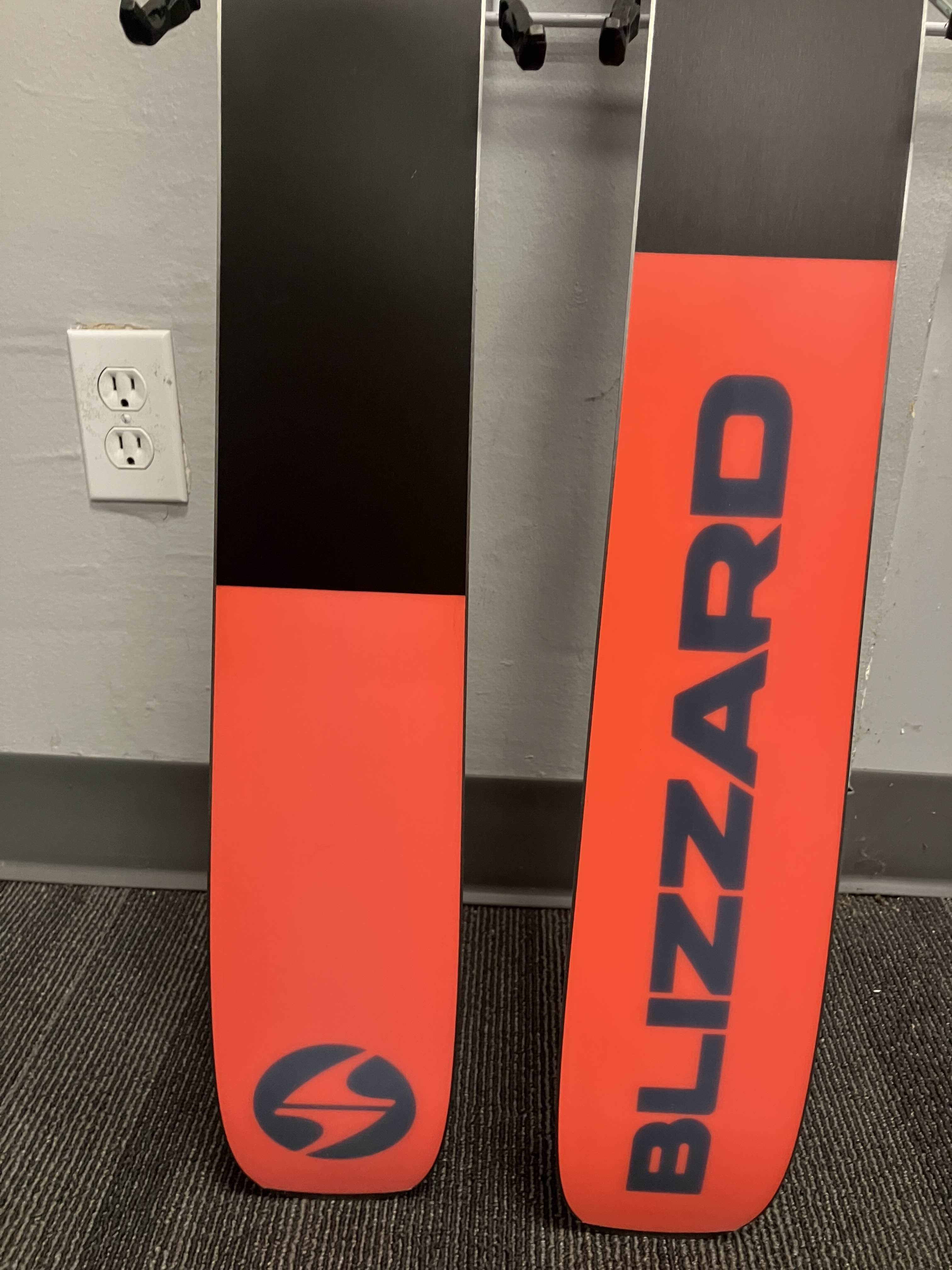 Used Blizzard Sheeva 10 168cm Skis w/ Atomic Strive 11 GW Bindings