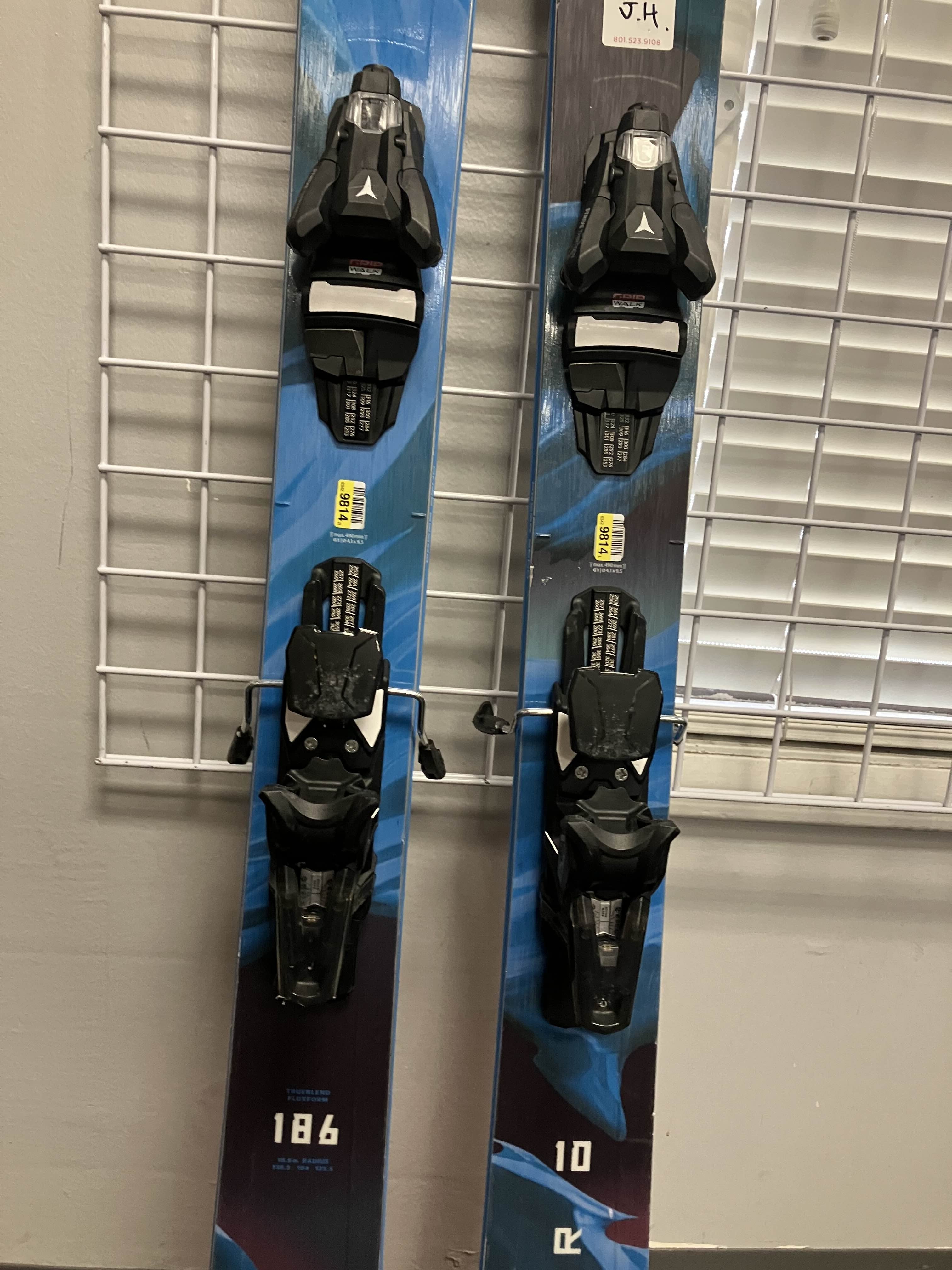 Used Blizzard Rustler 10 186cm Skis w/ Atomic Strive 13 GW Demo Bindings
