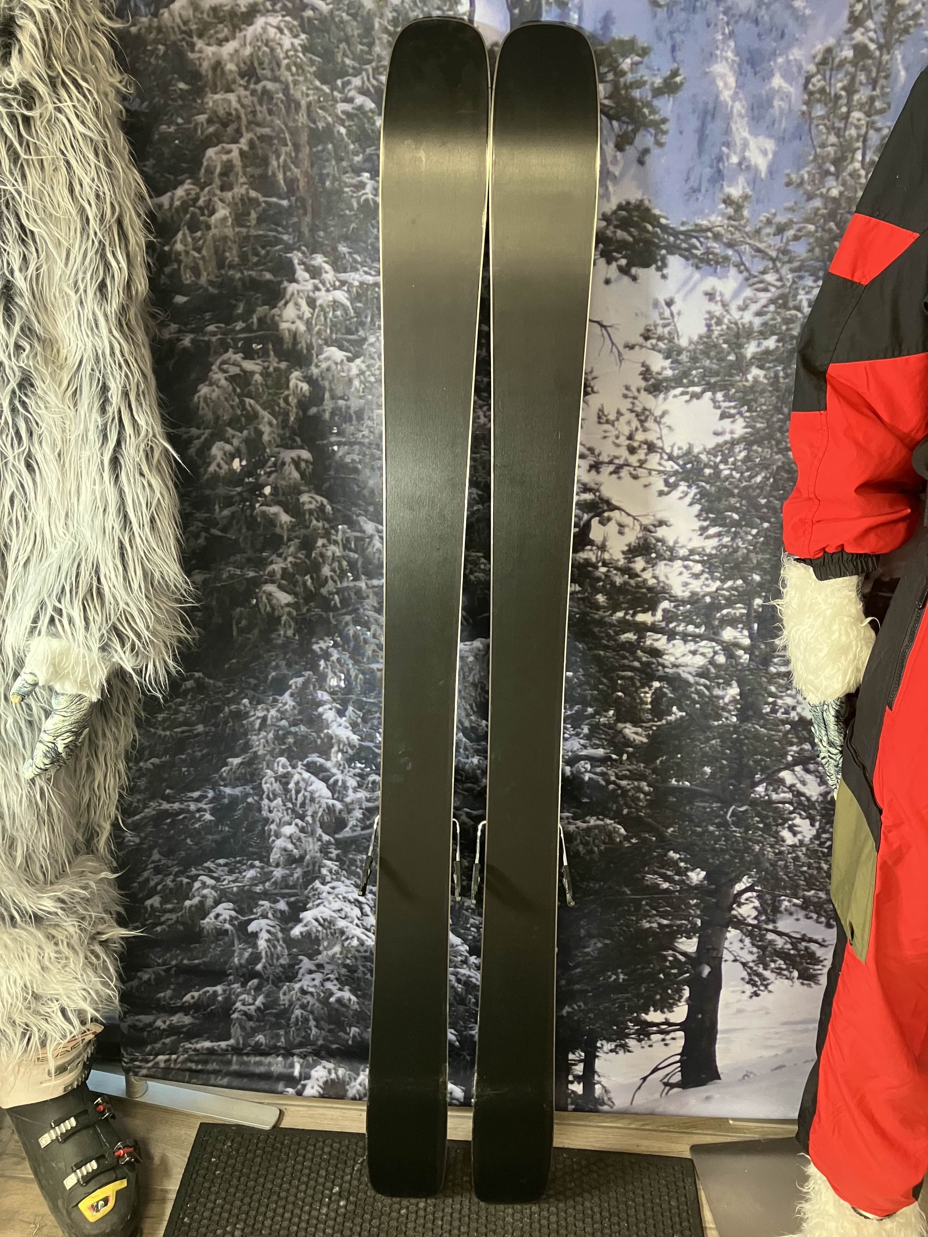 Used Armada ARV 94 157cm w/ Armada Strive 11 GW Demo Bindings