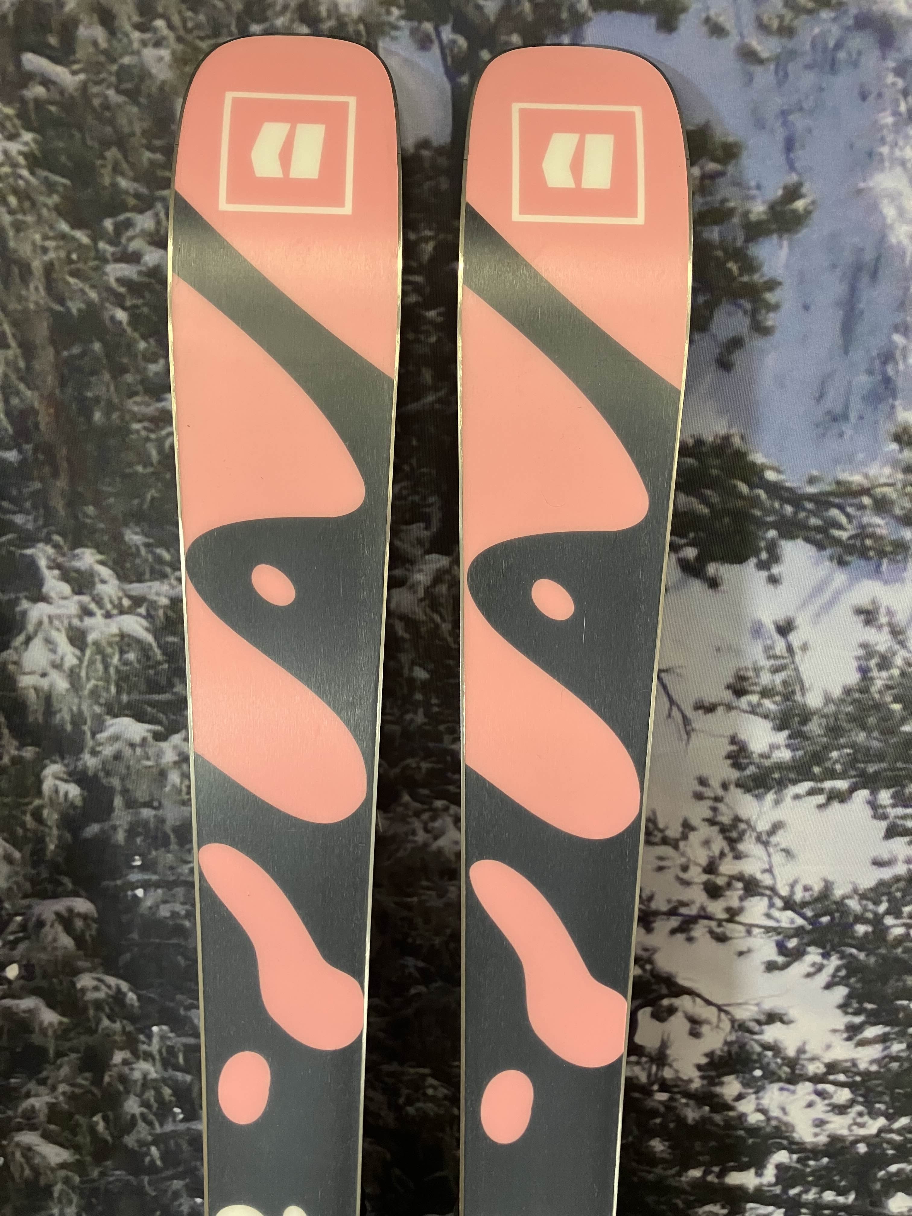 Lightly Used Armada ARW 88 161cm Skis w/ ATOMIC NR Strive 11 GW Demo Binding