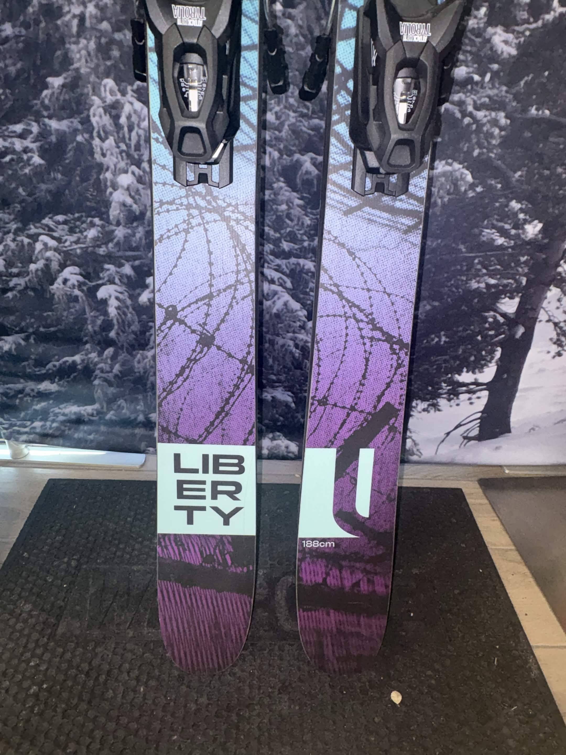 Liberty Scope 104 188cm Skis w/ TYROLIA Attack 11 LYT Demo Binding -New 2025