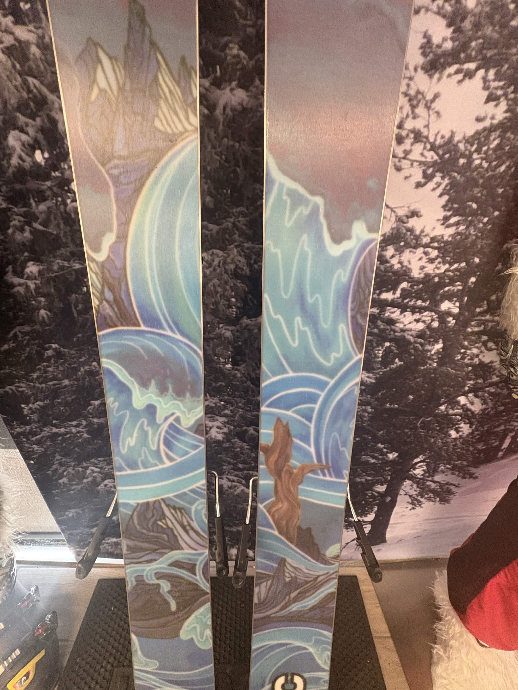 Atomic Bent Chetler 110 172cm Skis w/ SALOMON NR Strive 13 GW SAL Demo Binding - New 2026