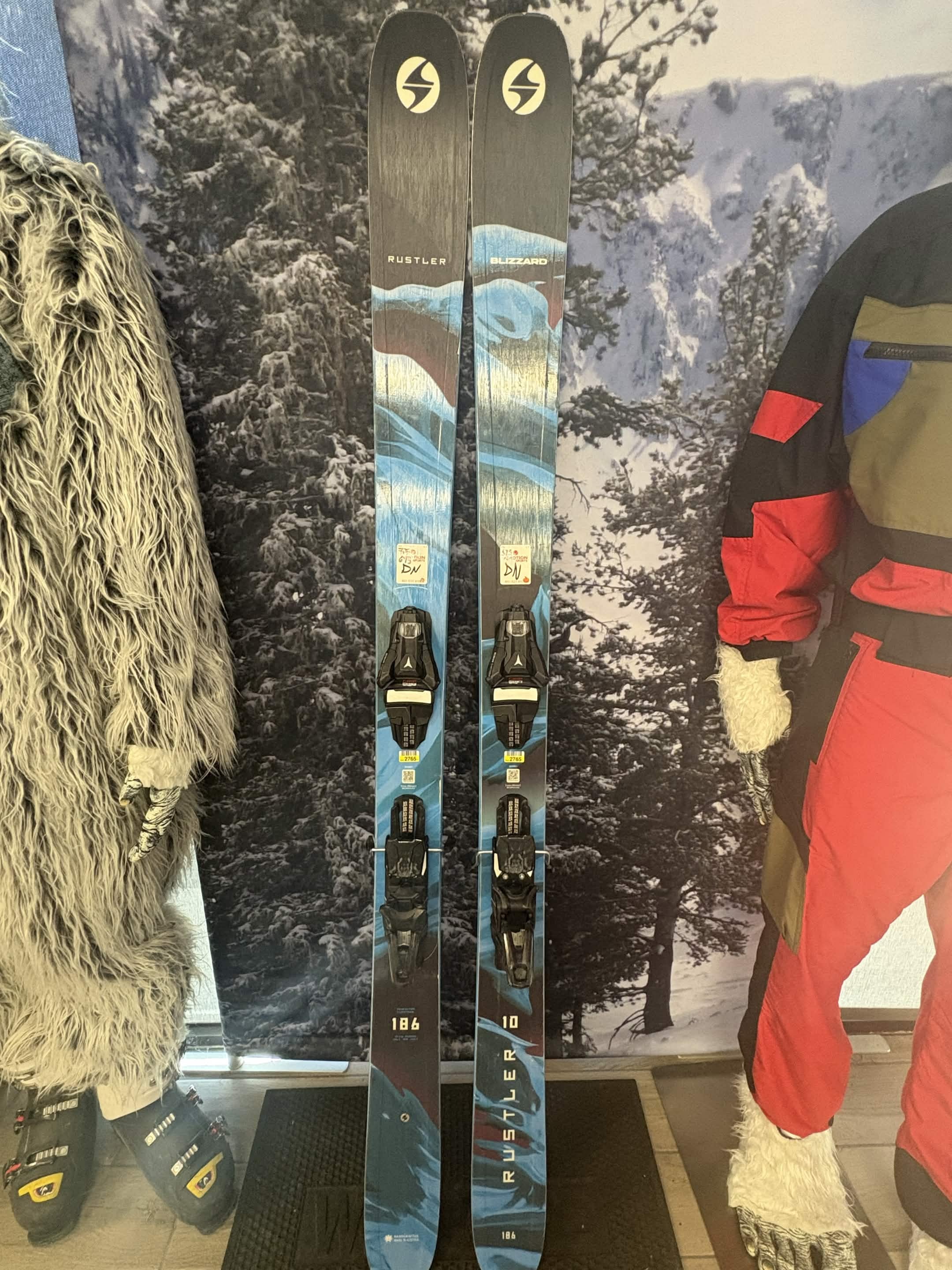 Blizzard Rustler 10 186cm Skis w/ ATOMIC NR Strive 13 GW Demo Binding -Lightly Used 2026