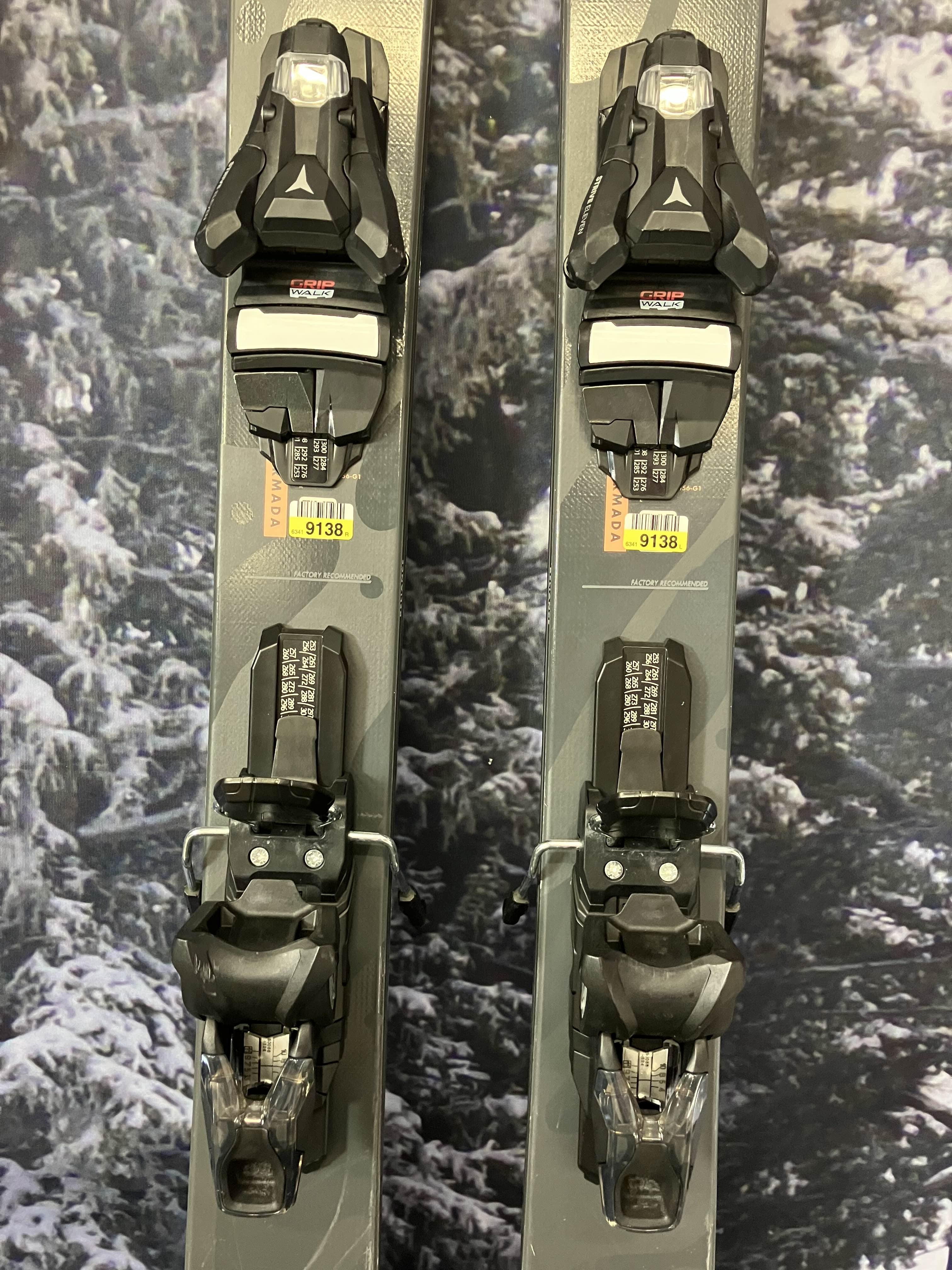 Used Armada Reliance 92 Ti 156cm Skis w/ ATOMIC NR Strive 11 GW Demo Binding