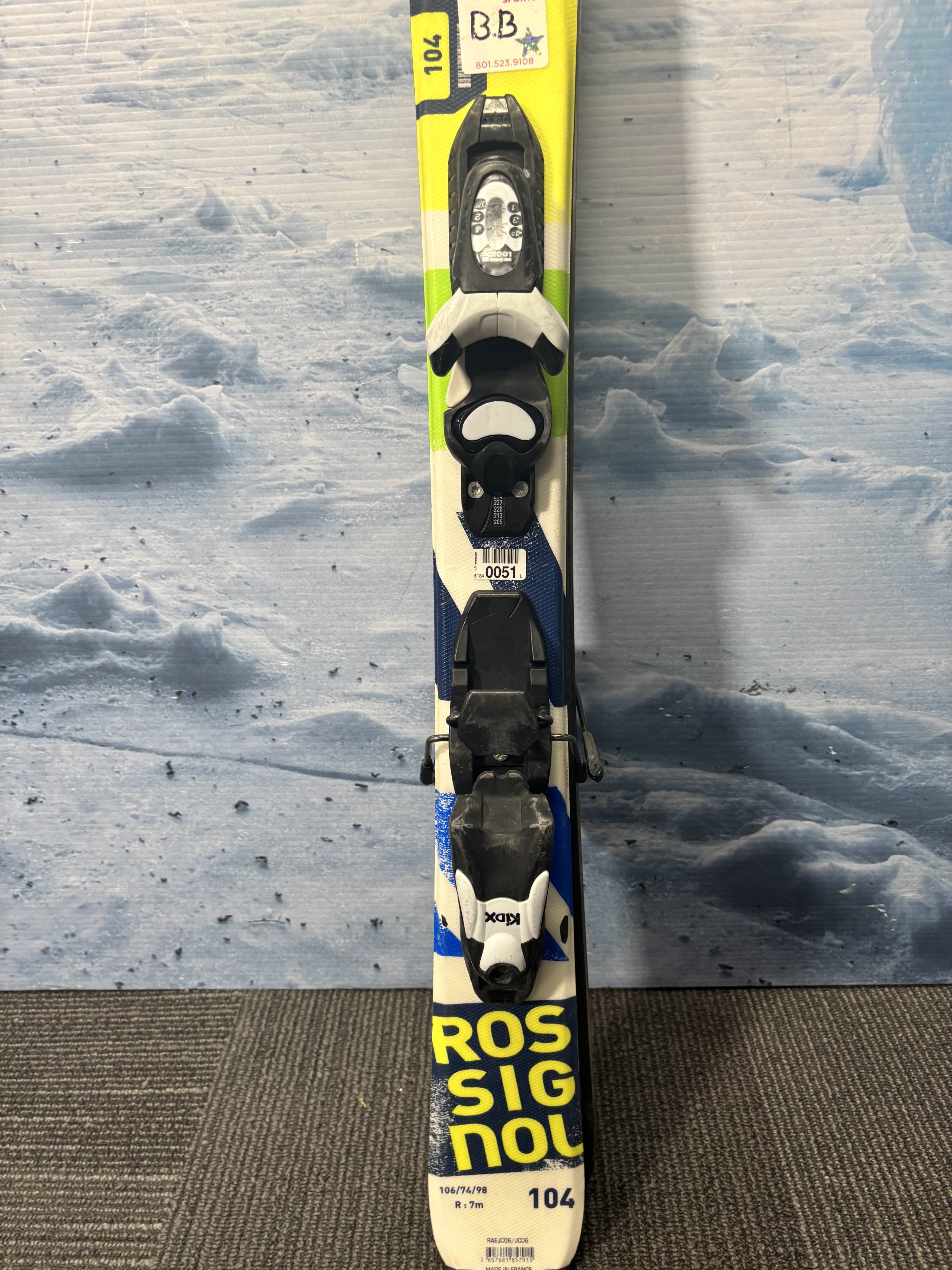 Heavily Used Rossignol Jr Terrian Ski 104cm w/ Look Kidx 4.5 Rental Binding