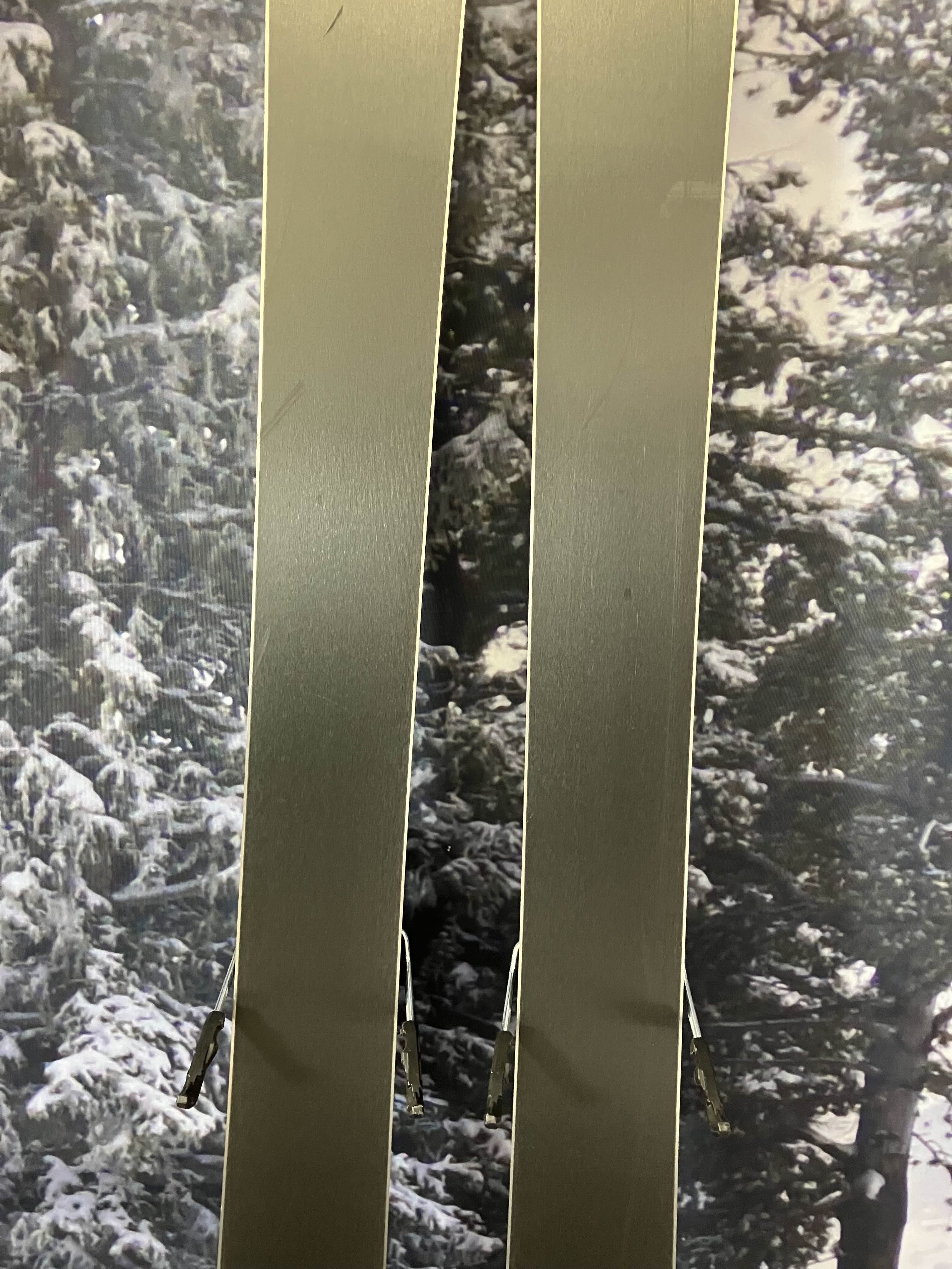 Used Armada Reliance 92 Ti 156cm Skis w/ ATOMIC NR Strive 11 GW Demo Binding