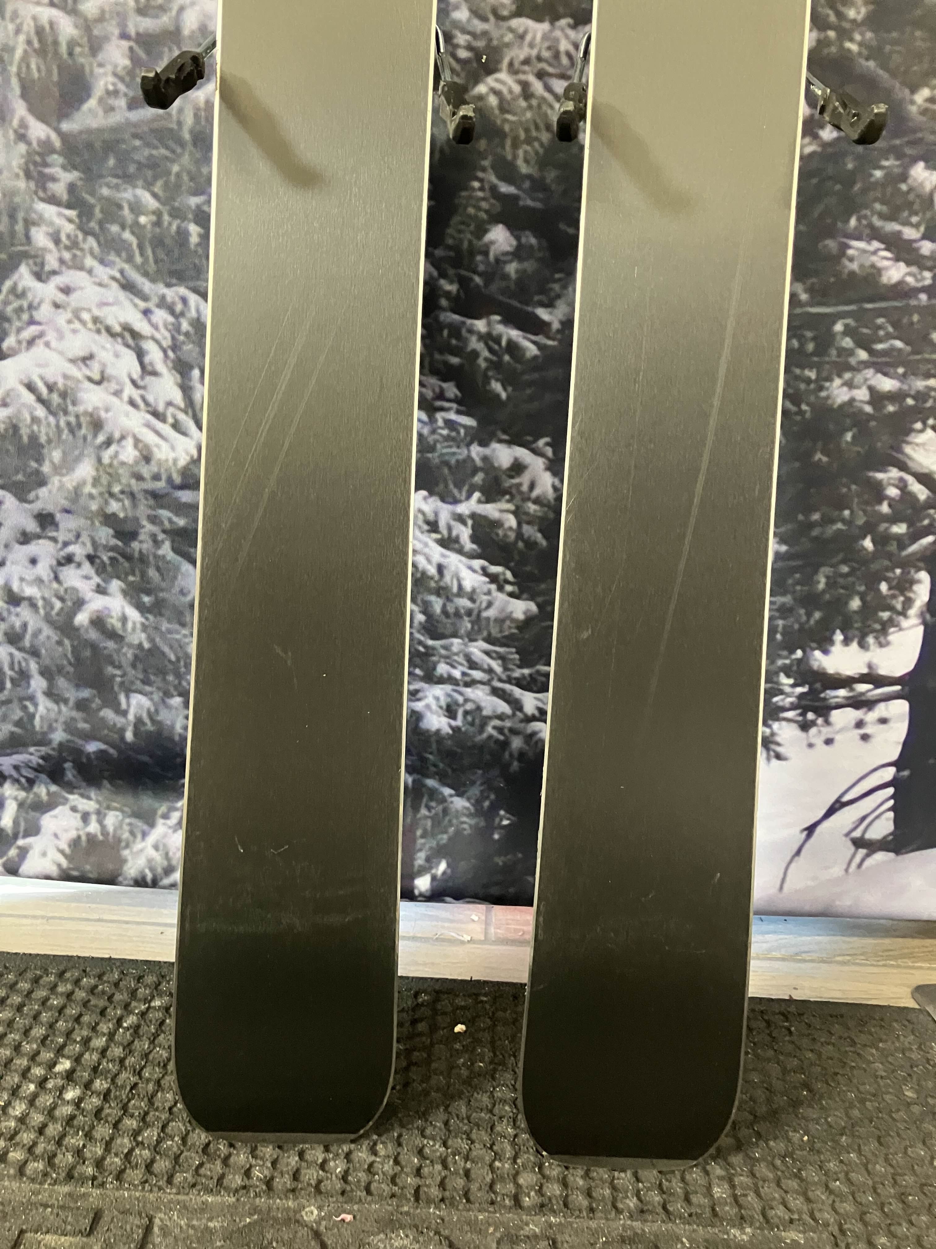 Used Armada Reliance 92 Ti 156cm Skis w/ ATOMIC NR Strive 11 GW Demo Binding