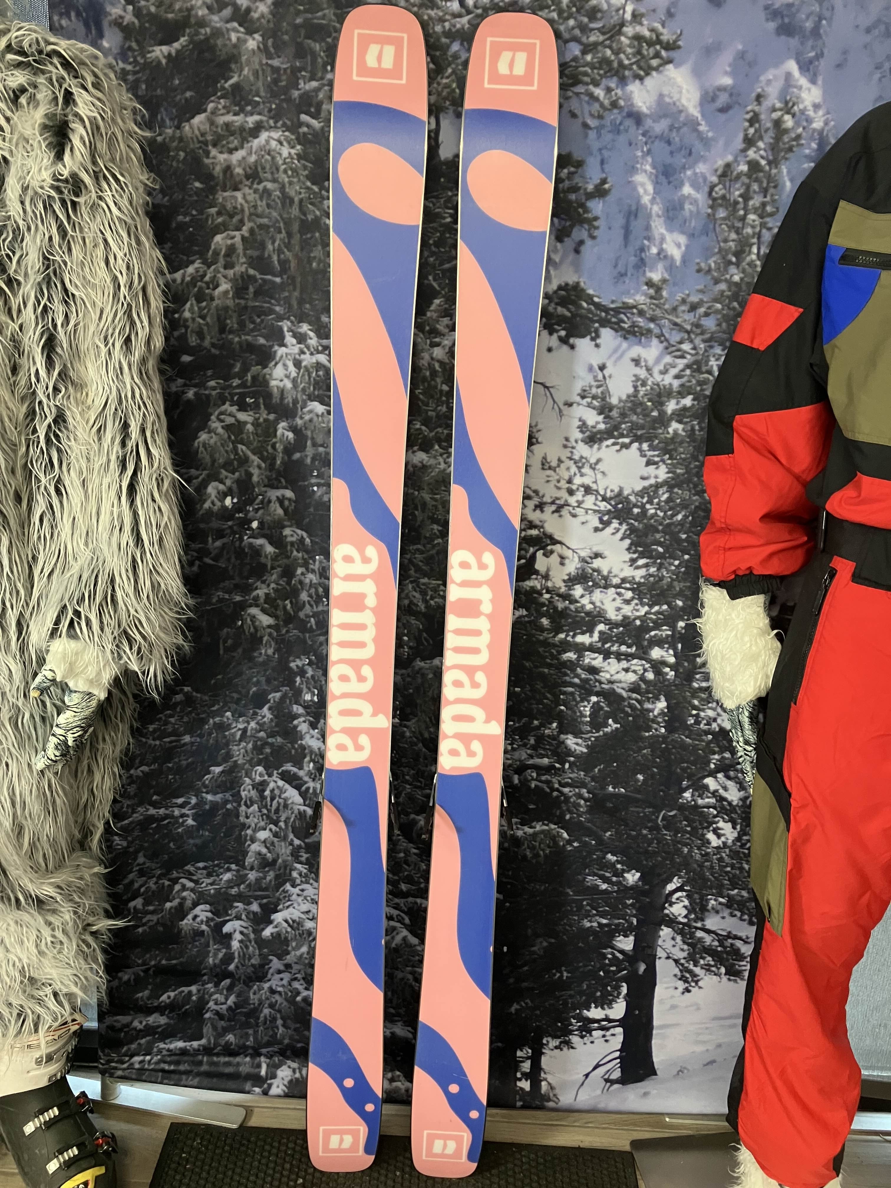 Used Armada ARW 94 171cm Skis w/ ATOMIC NR Strive 11 GW Demo Binding