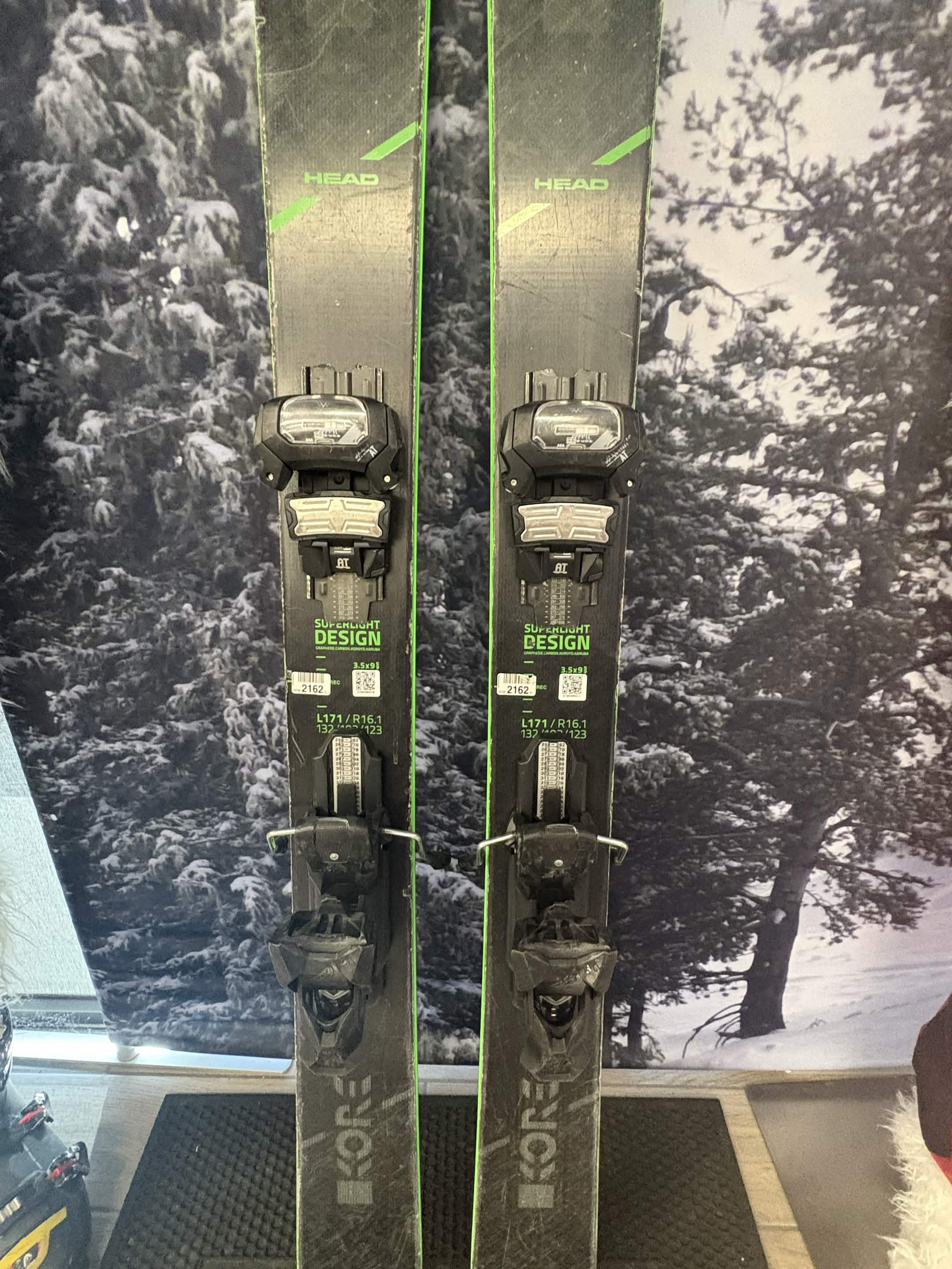 Head Kore 105 171cm Skis w/ TYROLIA Attack 13 Demo Binding - Used
