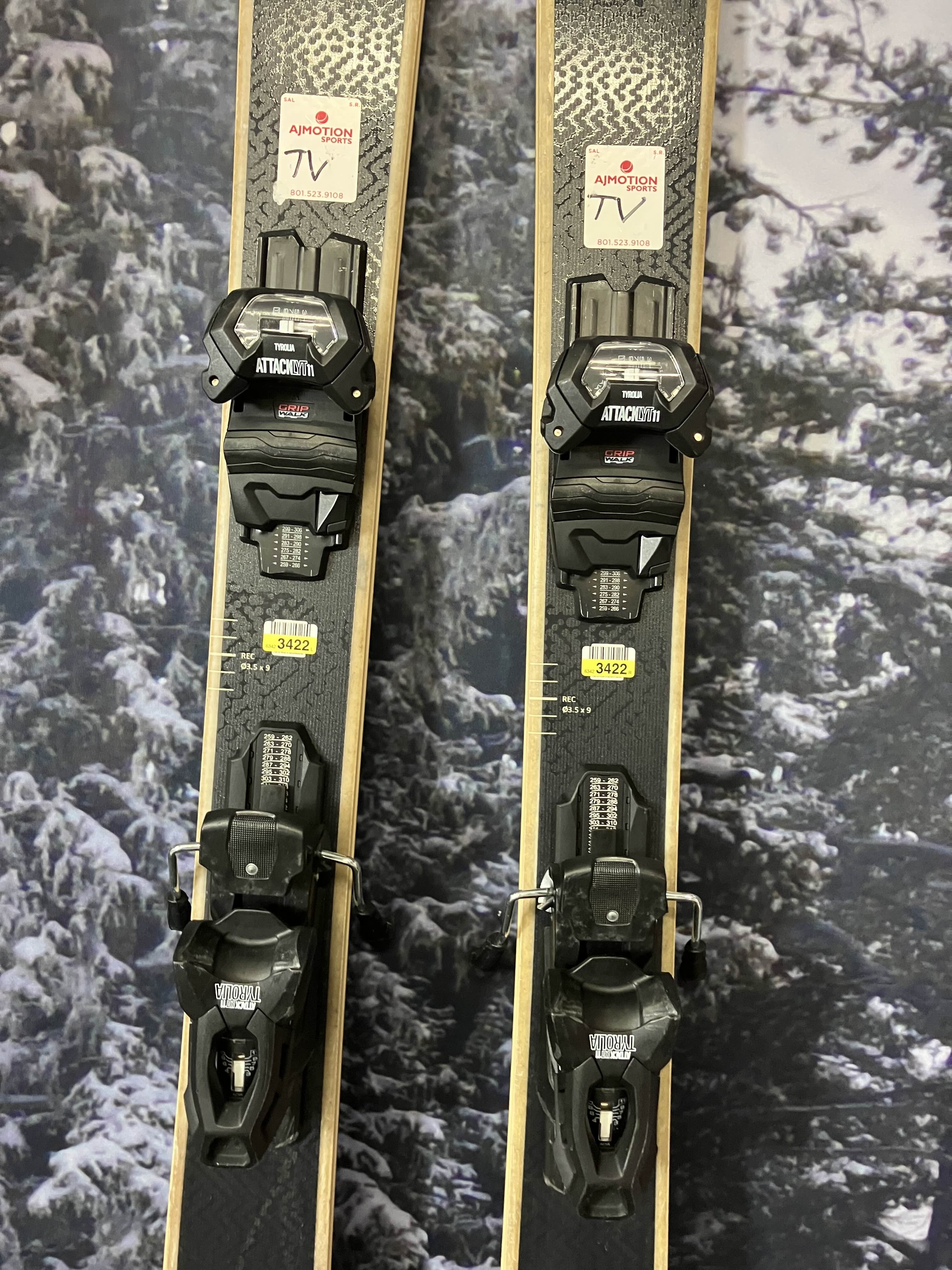 Used Head Kore 94 Ti 163cm Skis w/ Tyrolia Attack LYT 13 Bindings