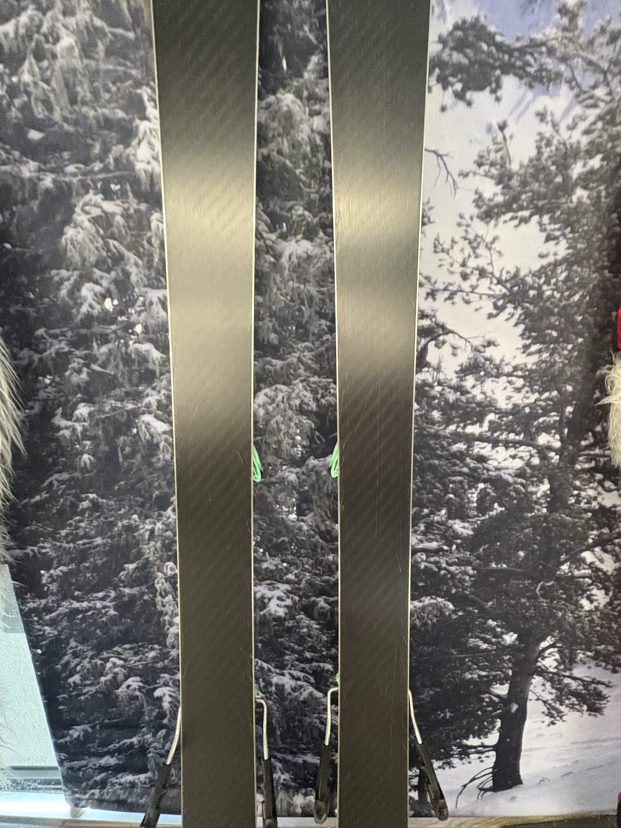 Stockli Montero AX 173cm Skis w/ SALOMON Strive 13 SYS Demo Binding - Used