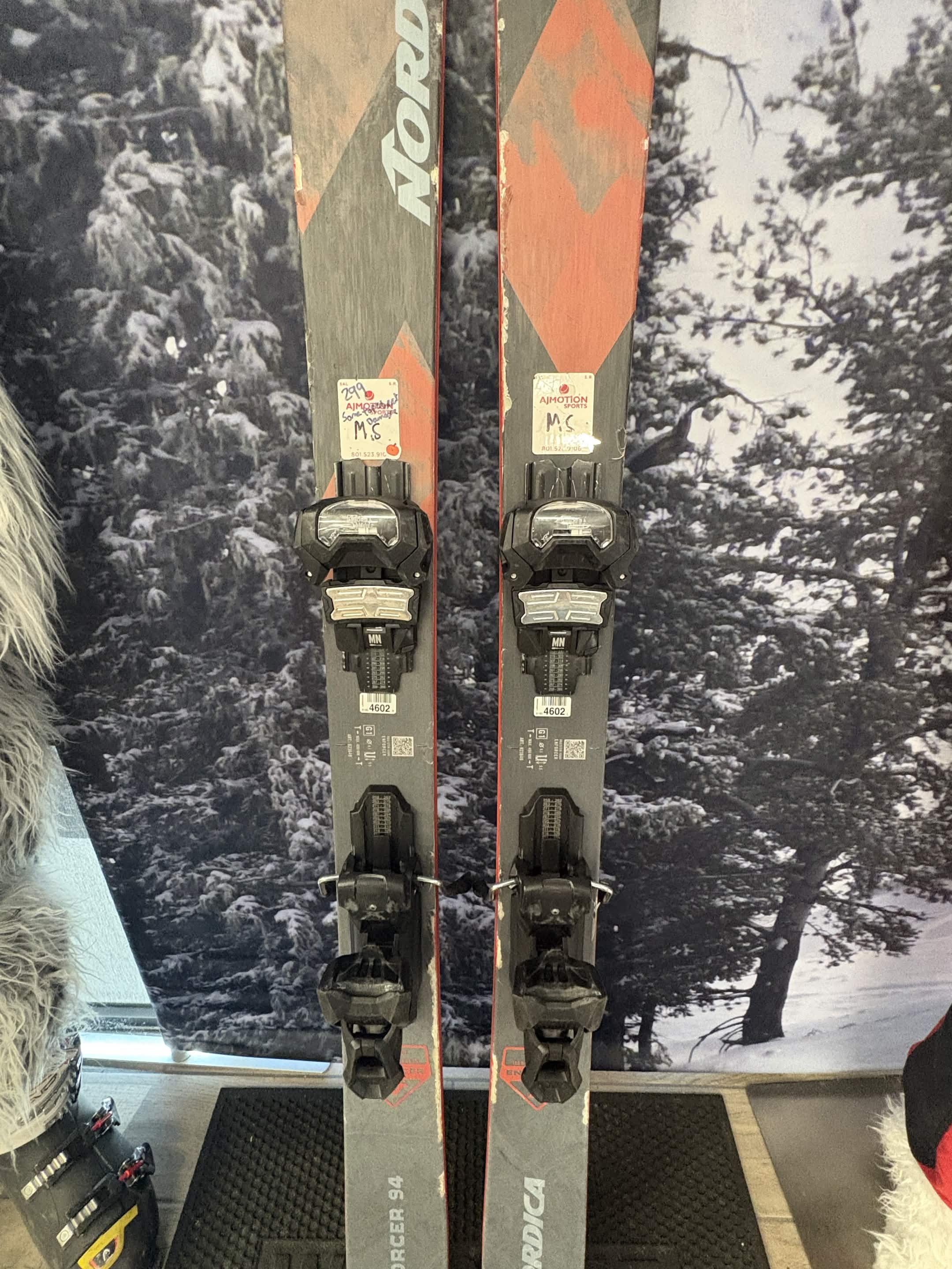 Nordica Enforcer 94 172cm Skis w/ TYROLIA Attack 14 MN Demo Binding - Used (2023)