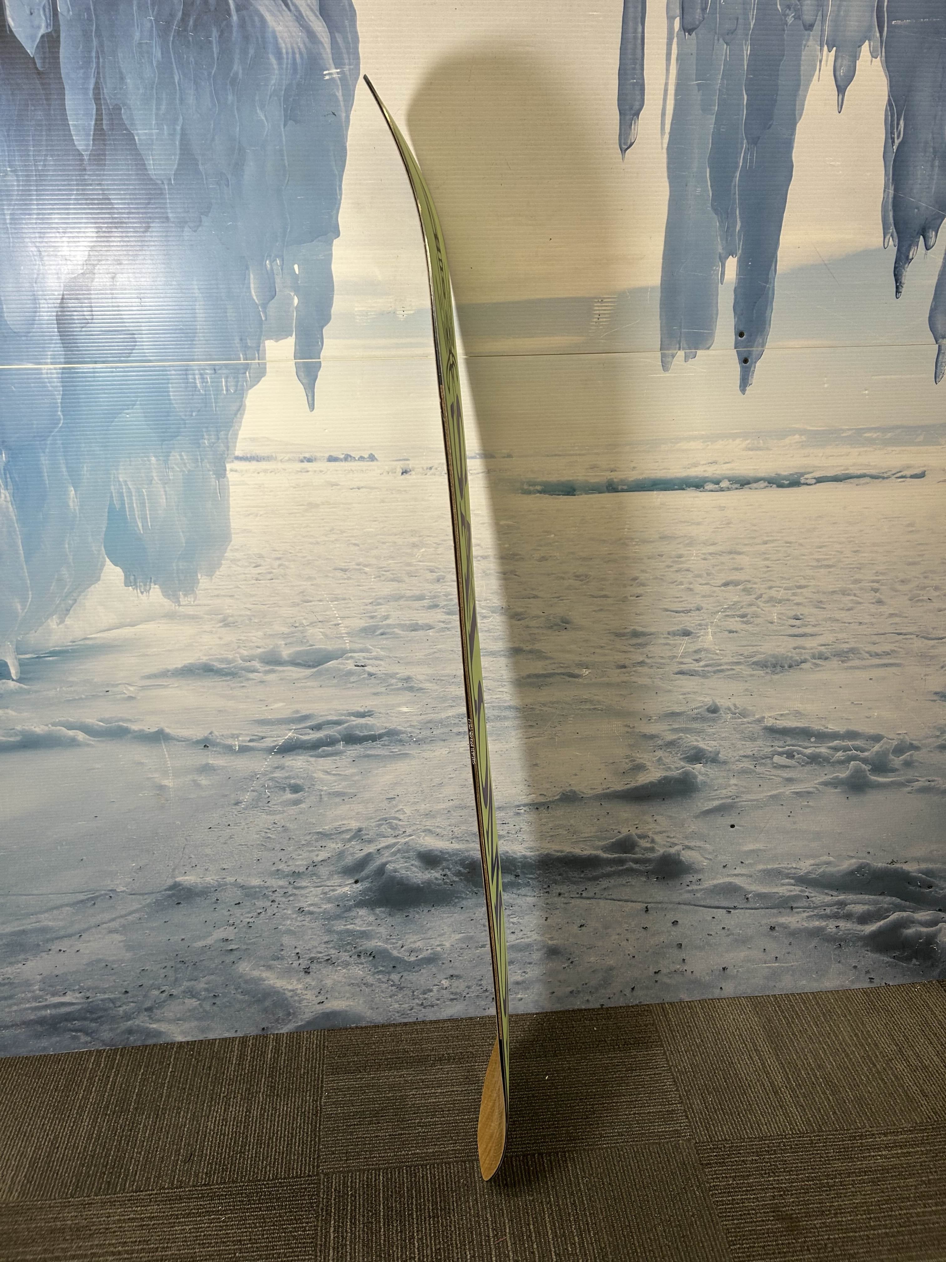 Well Loved Used Salomon Assassin 158 W Men's Snowboard - 158CM