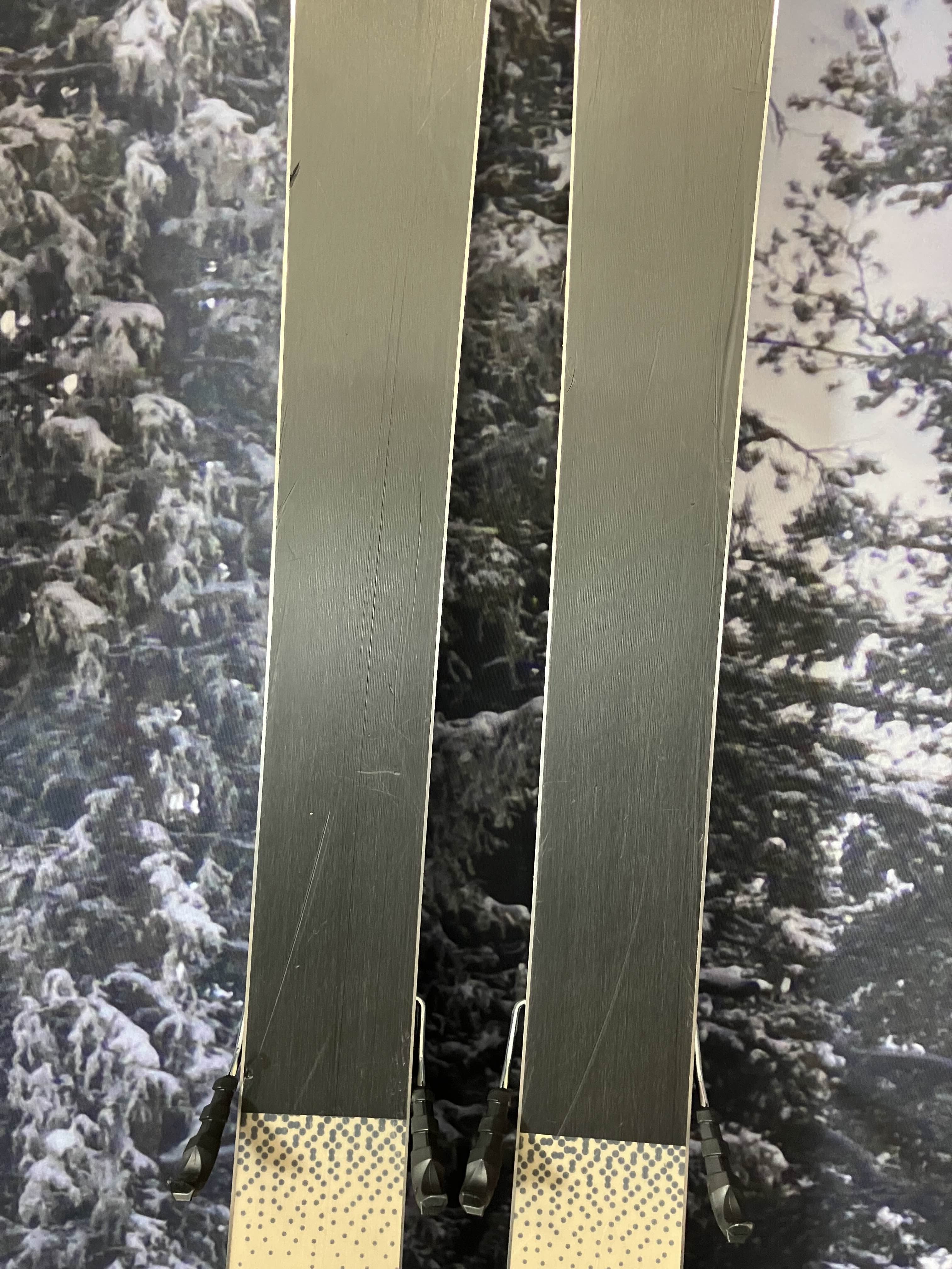 Used Head Kore 94 Ti 177cm Skis w/ Tyrolia Attack LYT 13 Bindings