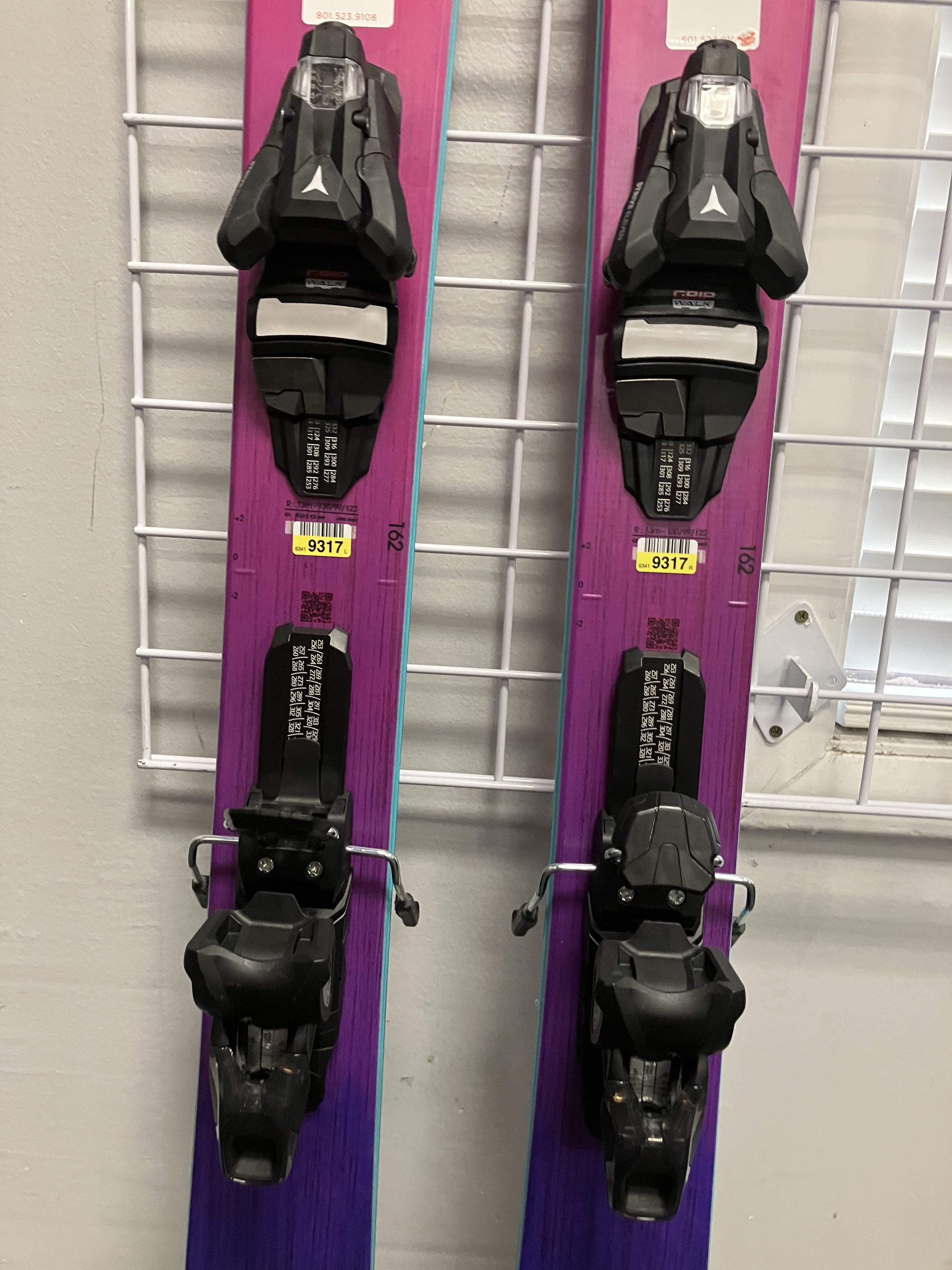 Lightly Used Rossignol Sender Free 100 162cm Skis w/ Atomic Strive 13 Demo Bindings