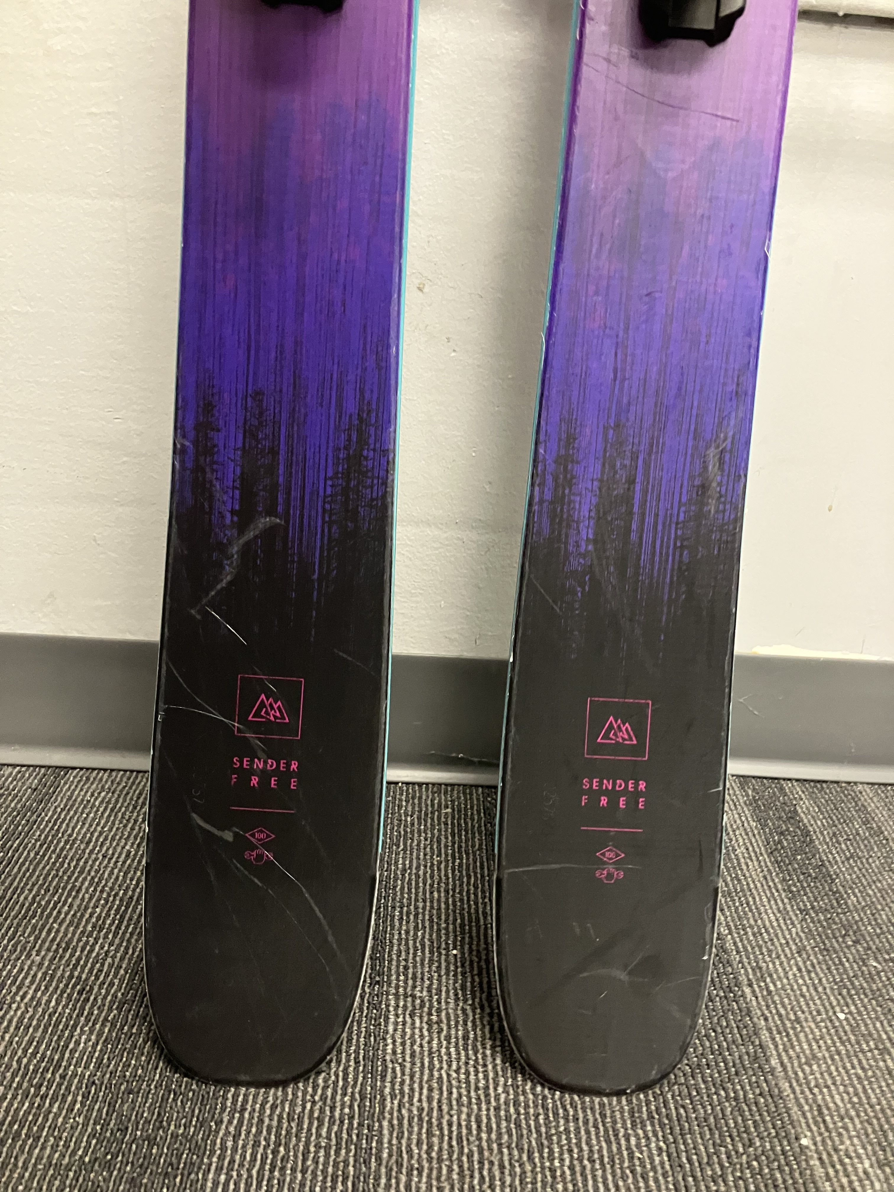 Lightly Used Rossignol Sender Free 100 170cm Skis w/ Atomic Strive 13 Demo Bindings