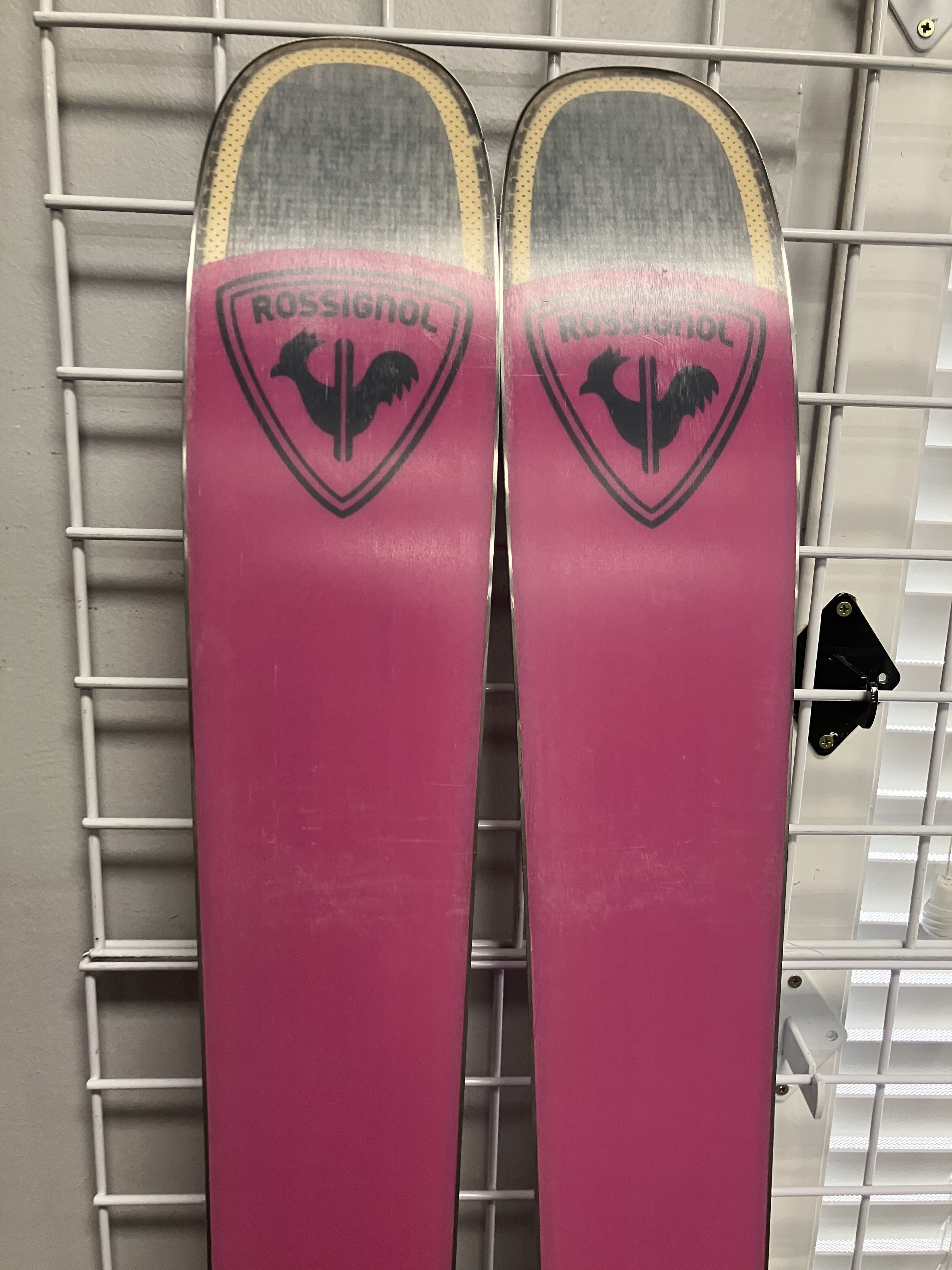 Lightly Used Rossignol Sender Free 100 170cm Skis w/ Atomic Strive 13 Demo Bindings