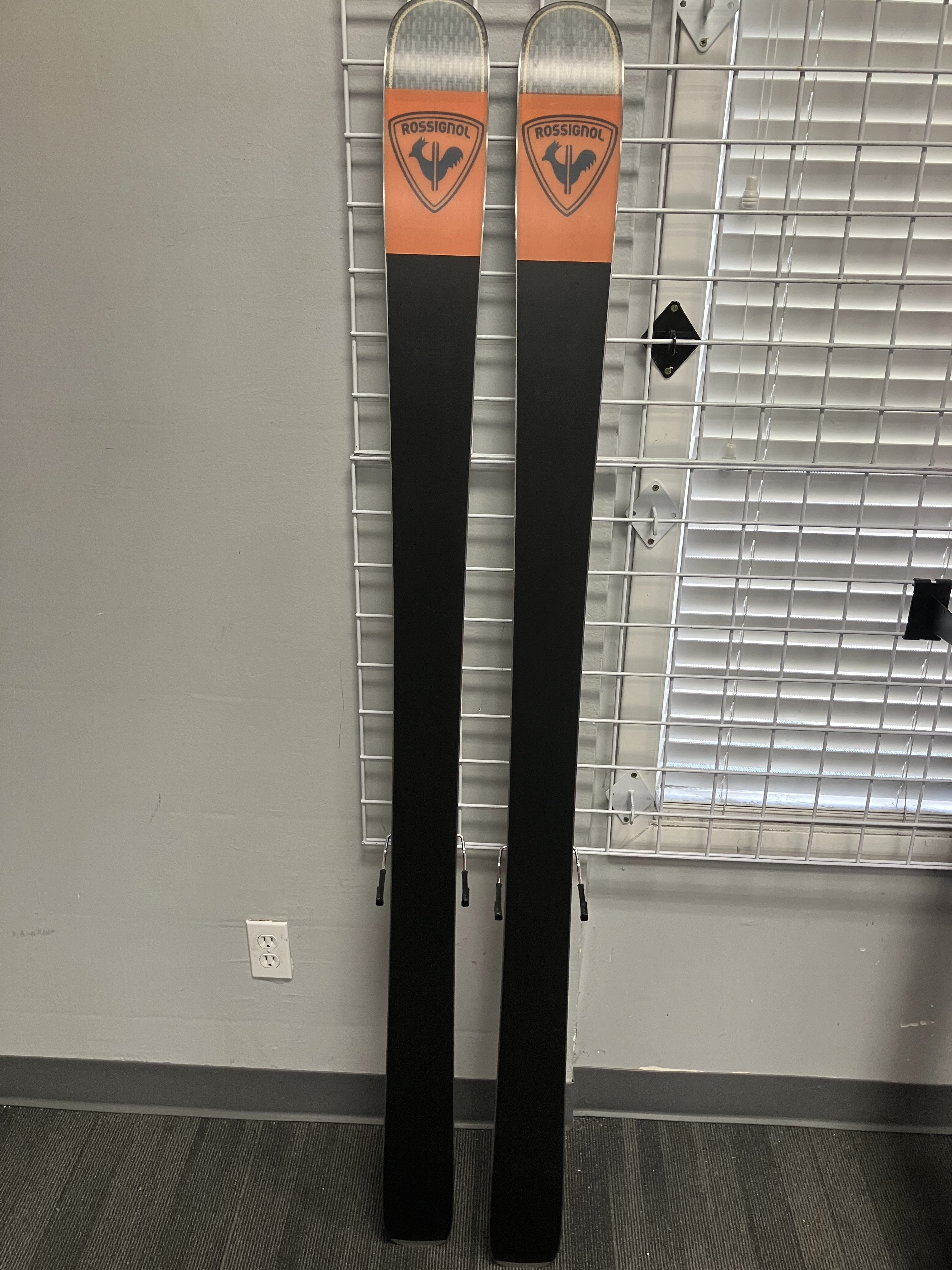 Used Rossignol Sender Soul 92 176cm w/ Look Xpress 11 GW Adjustable Bindings