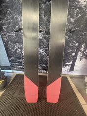 Elan Ripstick 94 W 162cm Skis w/ TYROLIA SP 10 Demo Binding - Used