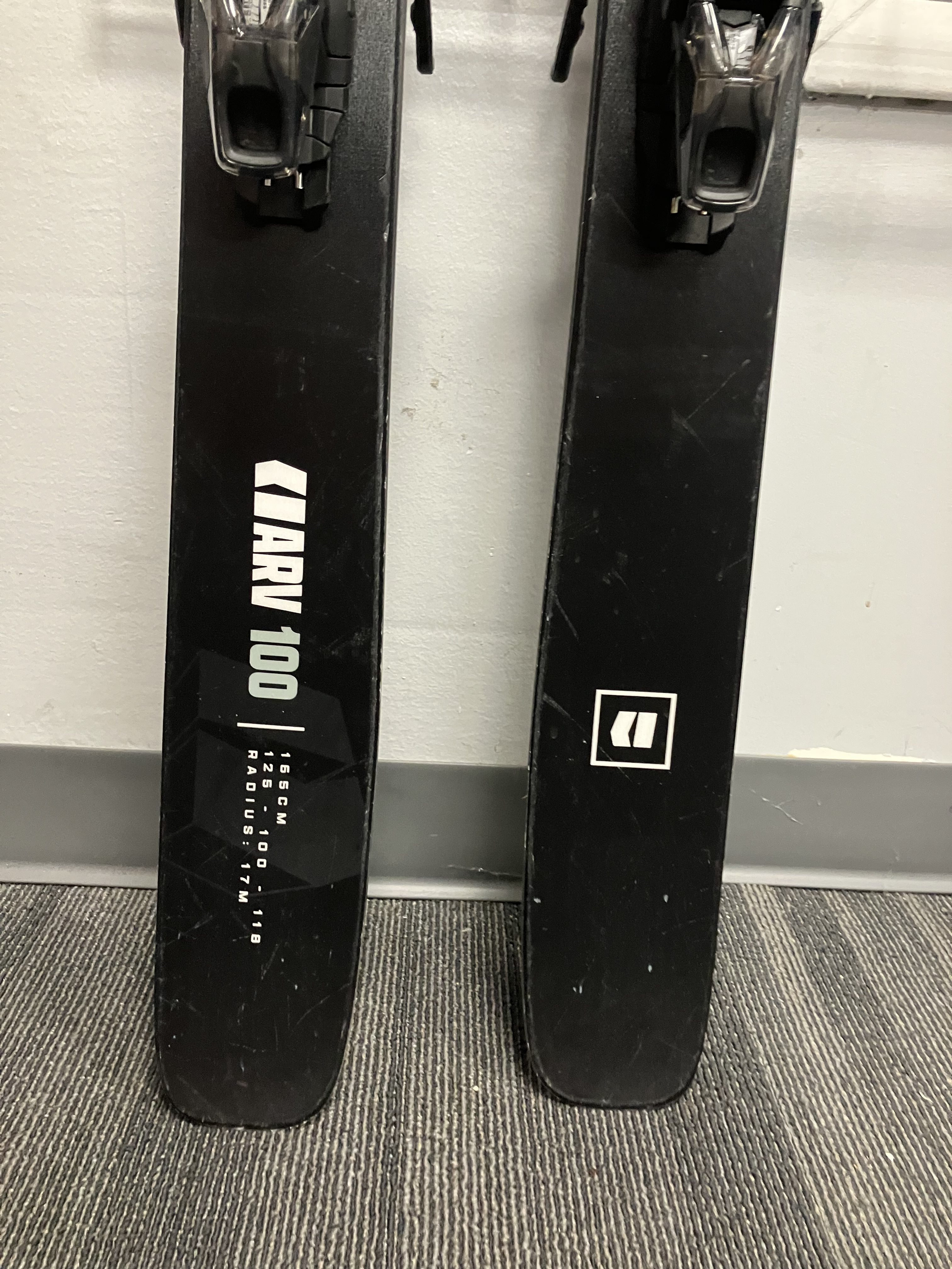 Used Armada Arv 100 165cm Skis w/ Atomic Strive 11 Bindings