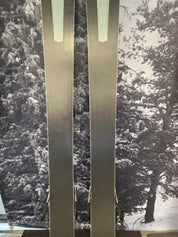 Atomic Vantage 90 Ti W 161cm Skis w/ SALOMON WARDEN 11 Demo Binding - Used