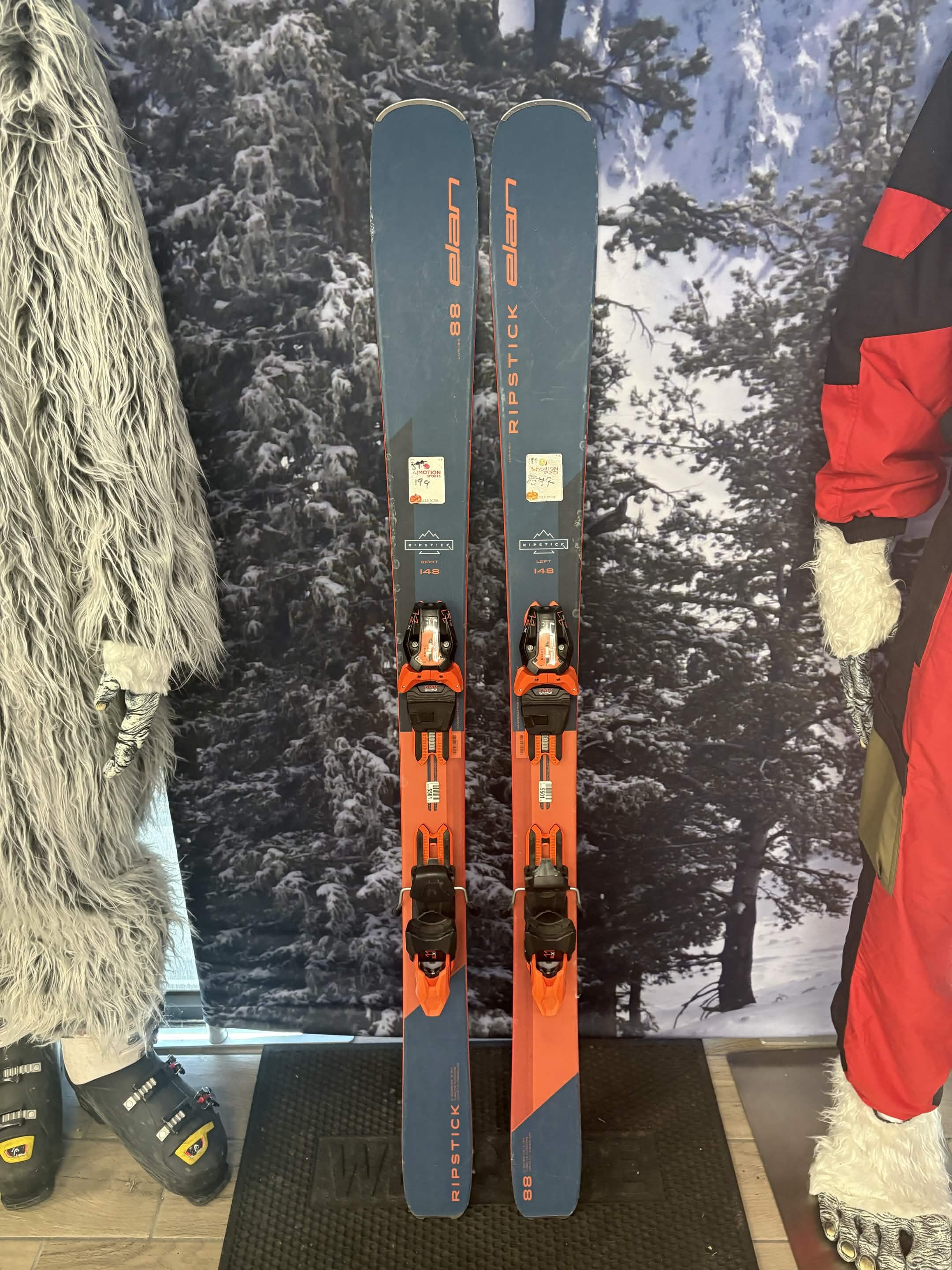 Elan Ripstick 88 R PS 148cm Skis w/ Other ELX 11.0 GW Shift Demo Binding - Used