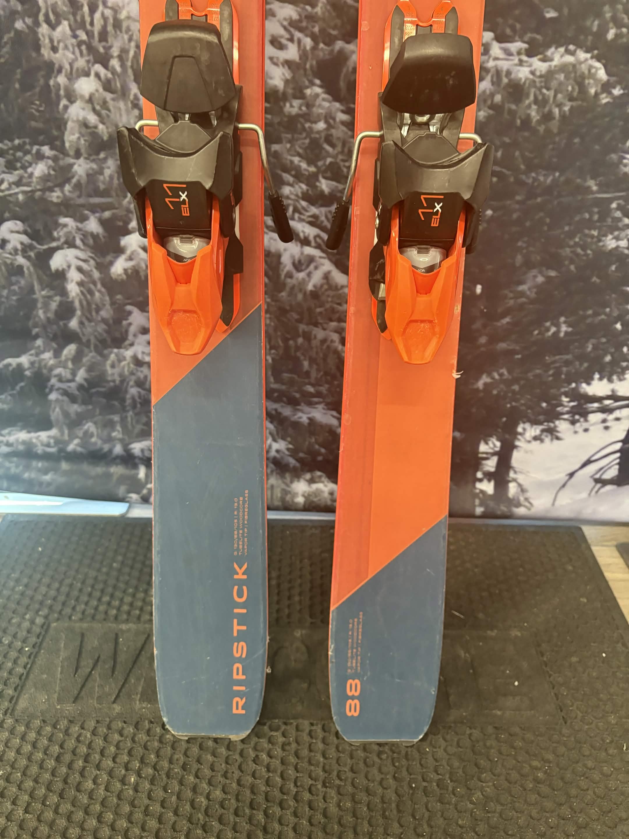 Elan Ripstick 88 R PS 148cm Skis w/ Other ELX 11.0 GW Shift Demo Binding - Used