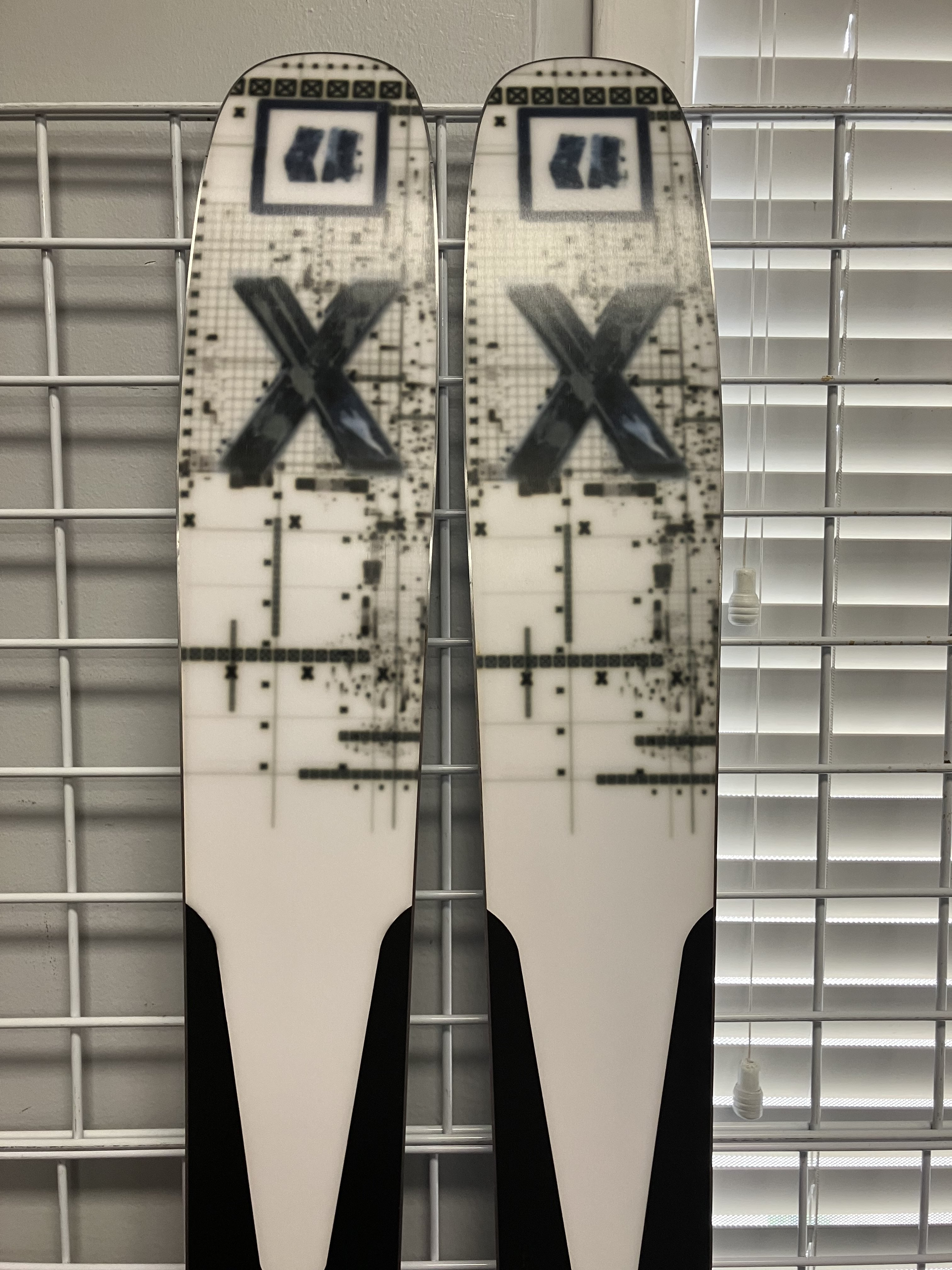 Armada Declivity X 102 188cm w/Atomic Strive 11 GW Bindings-Lightly Used 2026