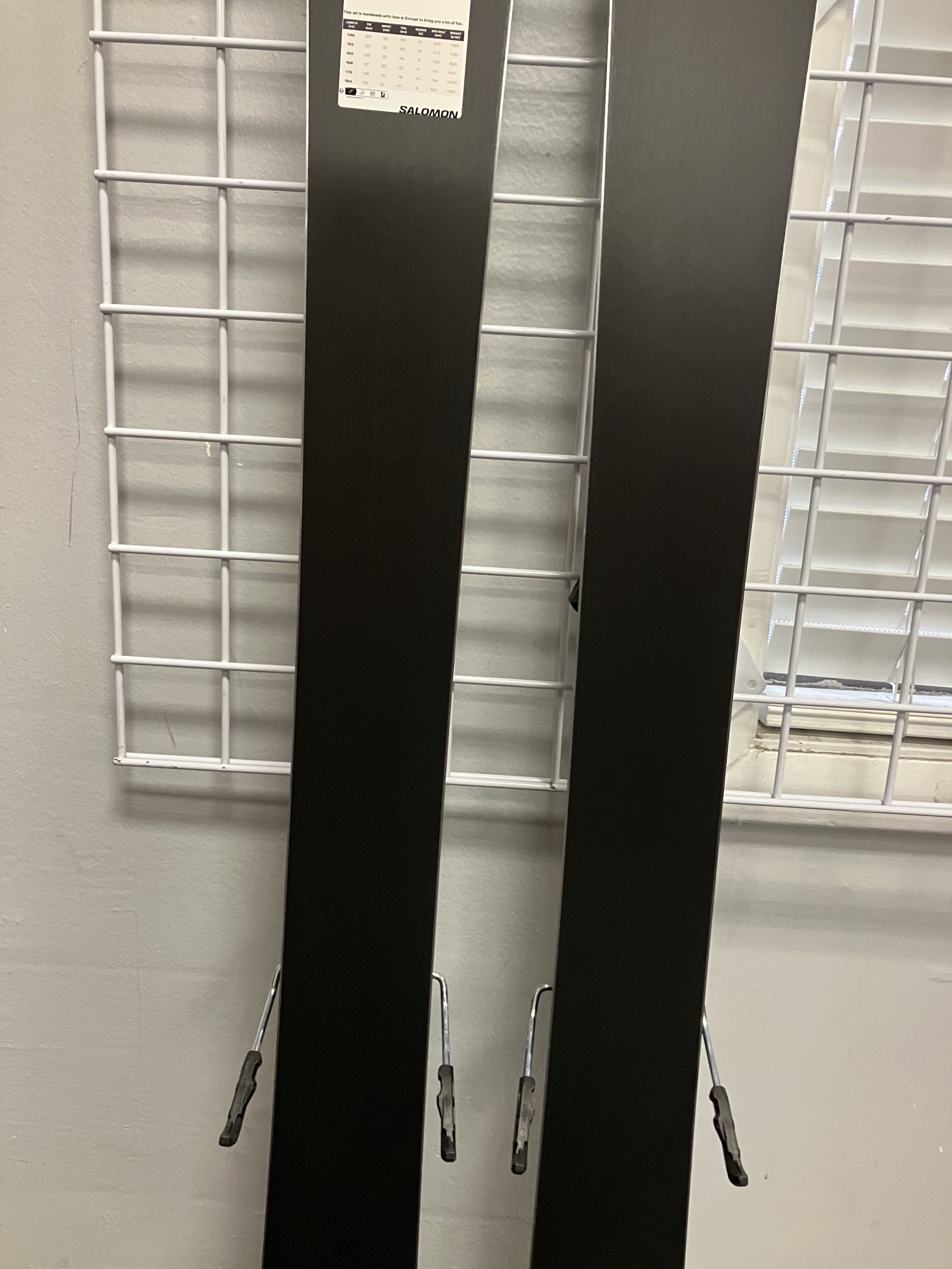 Salomon QST 92 146cm w/Salomon M10 GW Adjustable Bindings