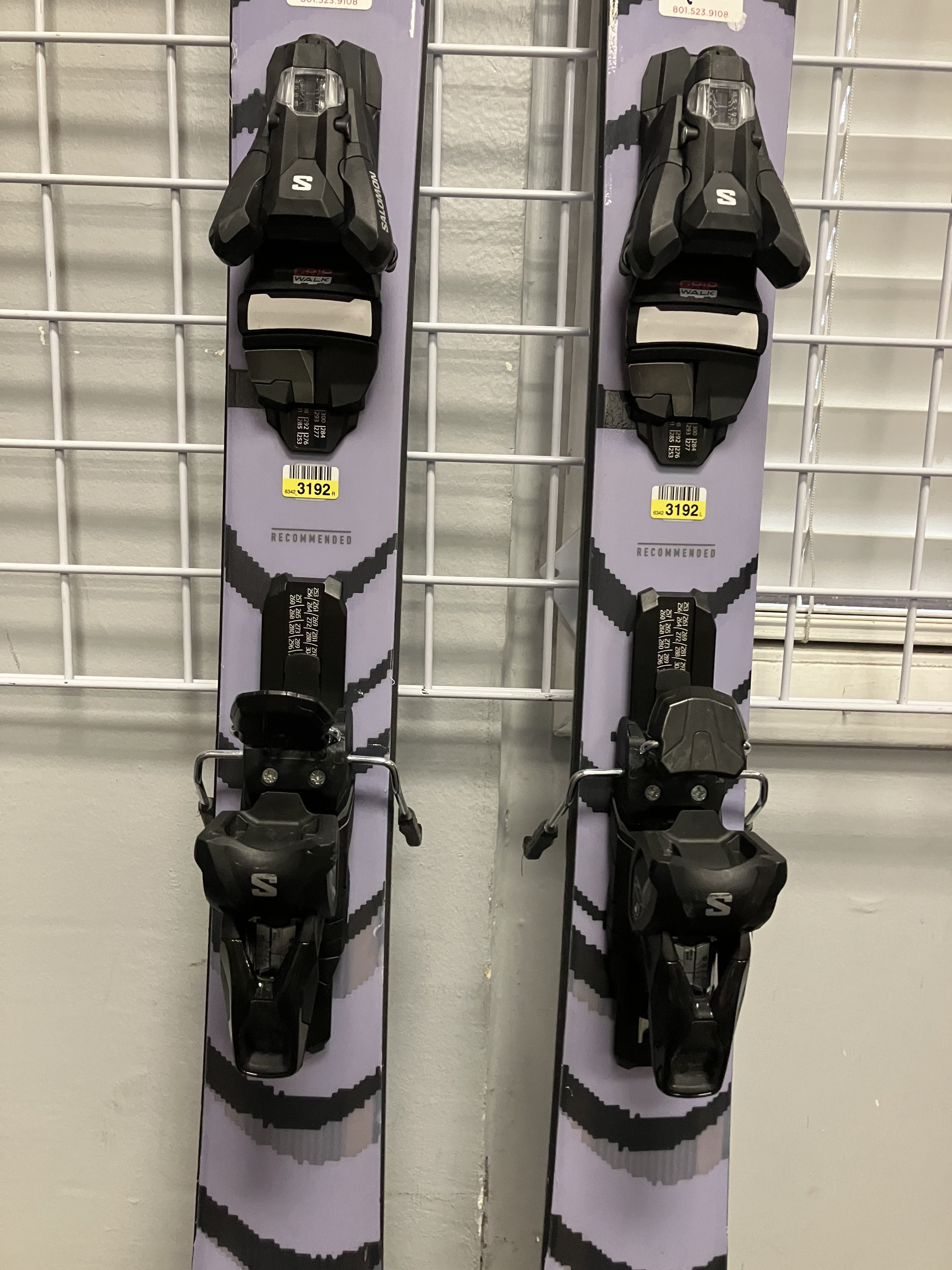 Salomon QST 100 164cm Skis w/ SALOMON NR Strive 11 GW SAL Demo Binding - Lightly Used (2026)