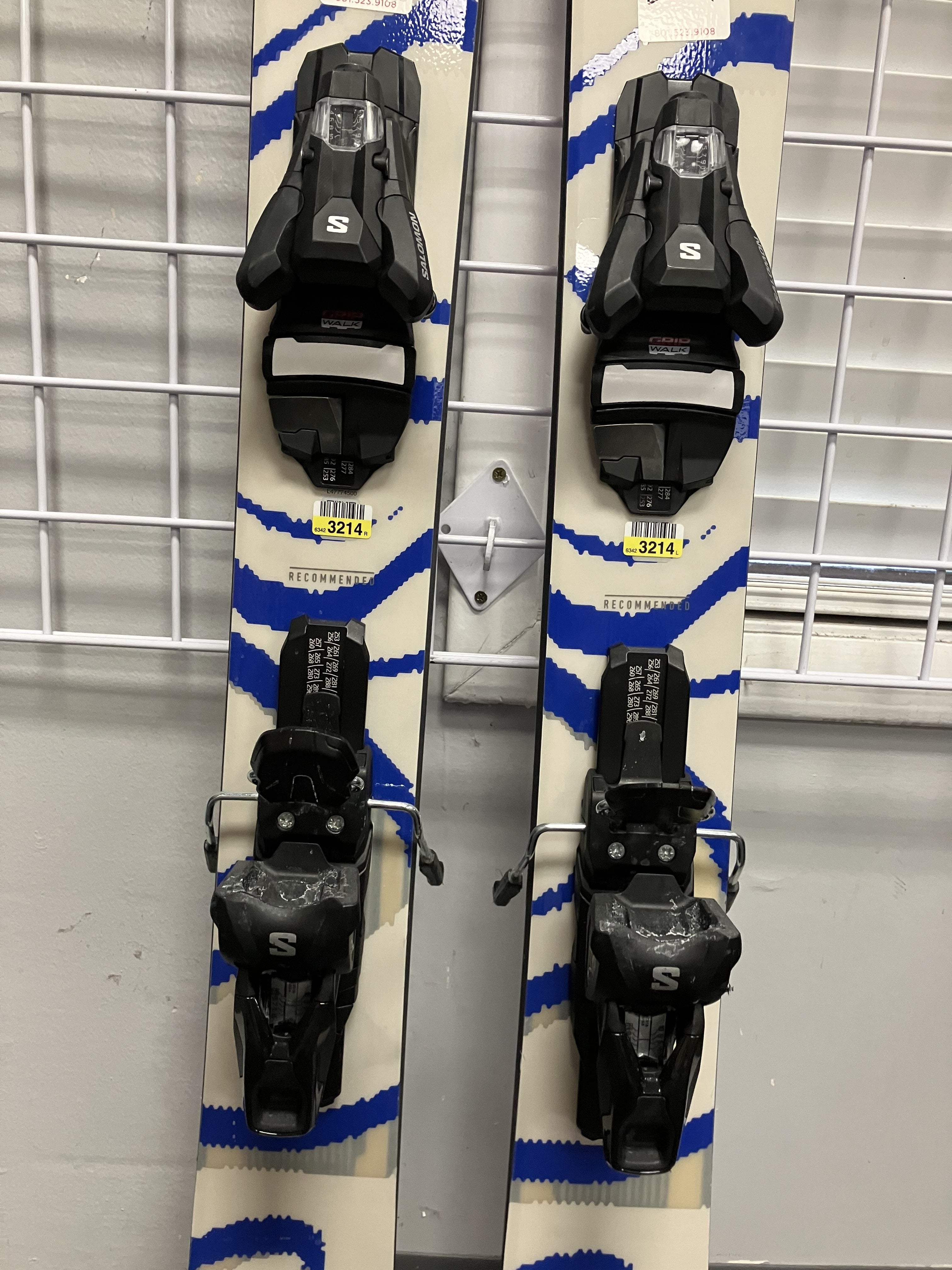 Salomon QST 106 157cm Skis w/ Salomon Strive 11 Binding- Lightly Used 2026