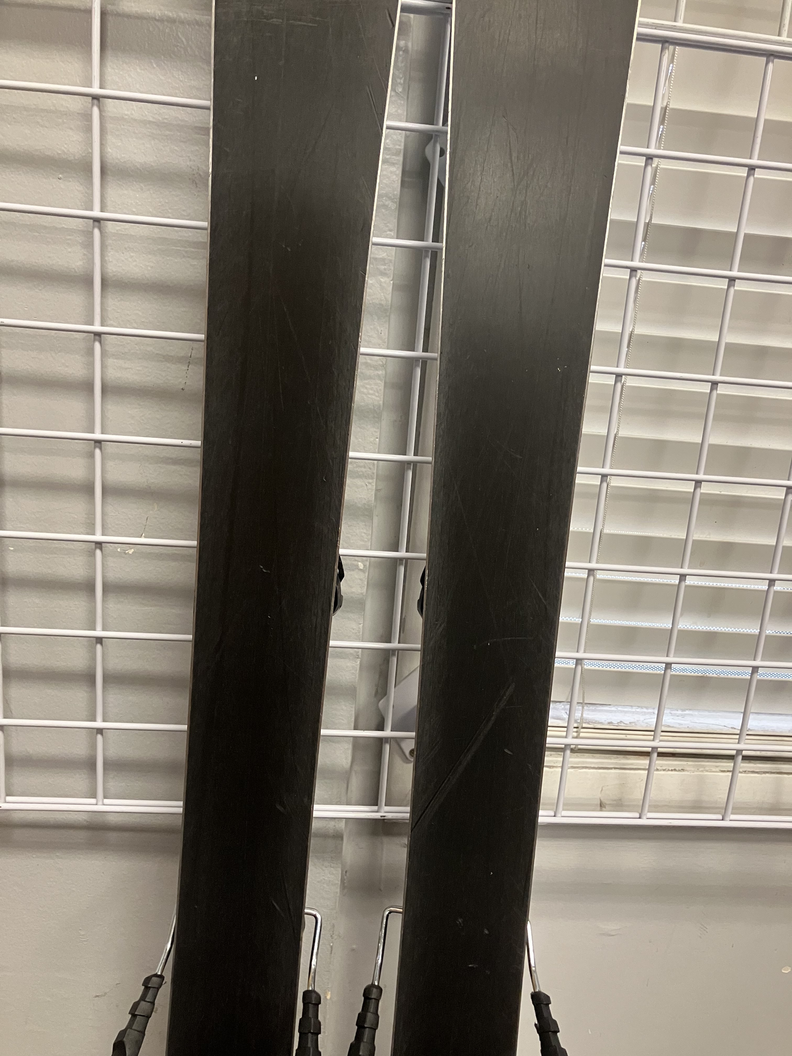 Lightly Used Elan Ripstick 88W 154cm Skis w/ Tyrollia Attack LYT 11