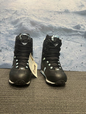 New Roxy Lace up 25.5 Snowboard Boots