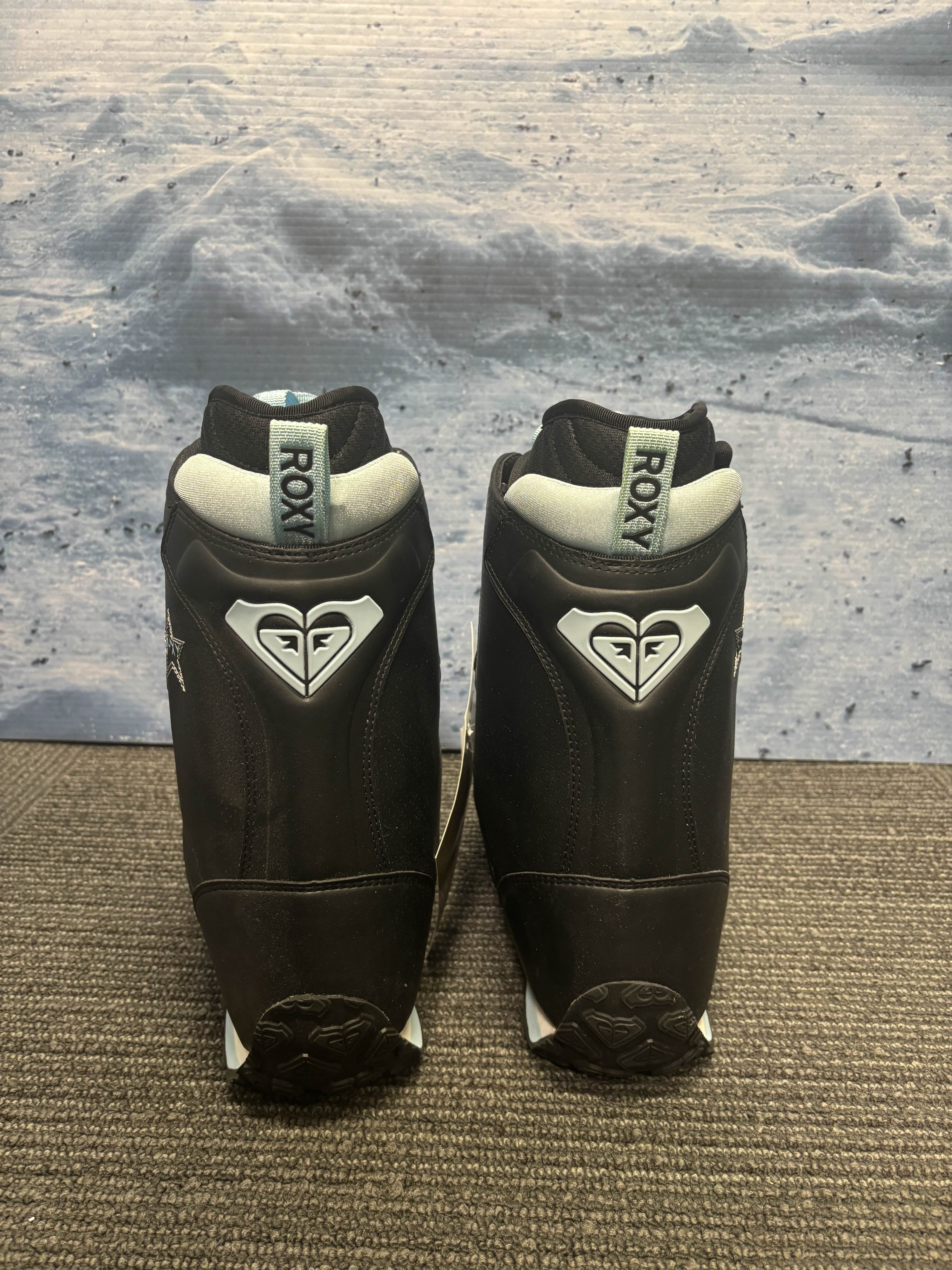 New Roxy Lace up 25.5 Snowboard Boots