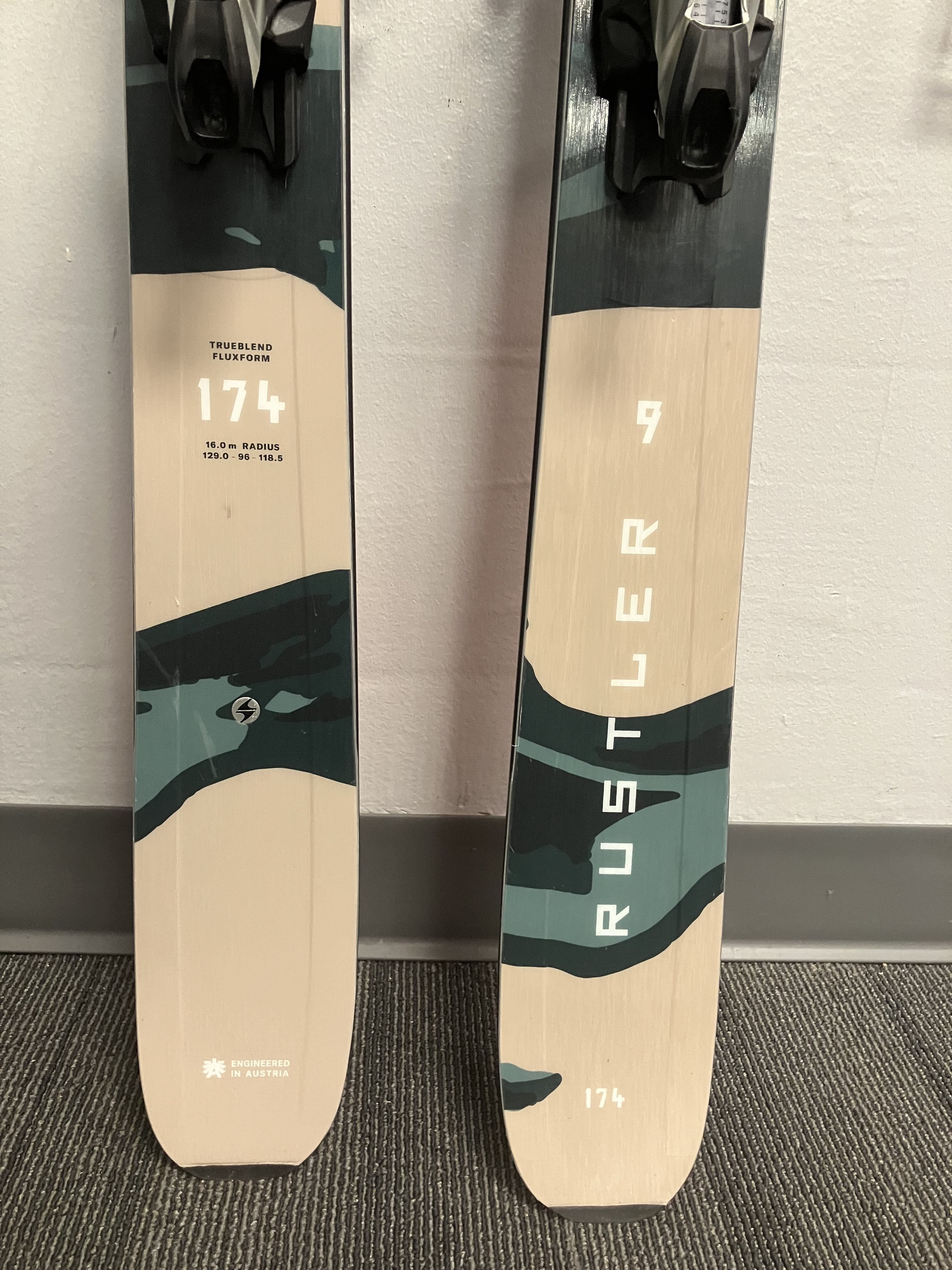 Blizzard Rustler 9 174cm Skis w/ Marker tcx 11 Demo Bindings- Lightly Used 2026