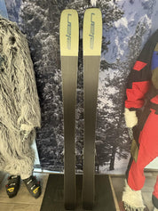 Elan Ripstick 96 175cm Skis w/ ATOMIC NR Strive 13 GW Demo Binding - Used 2026