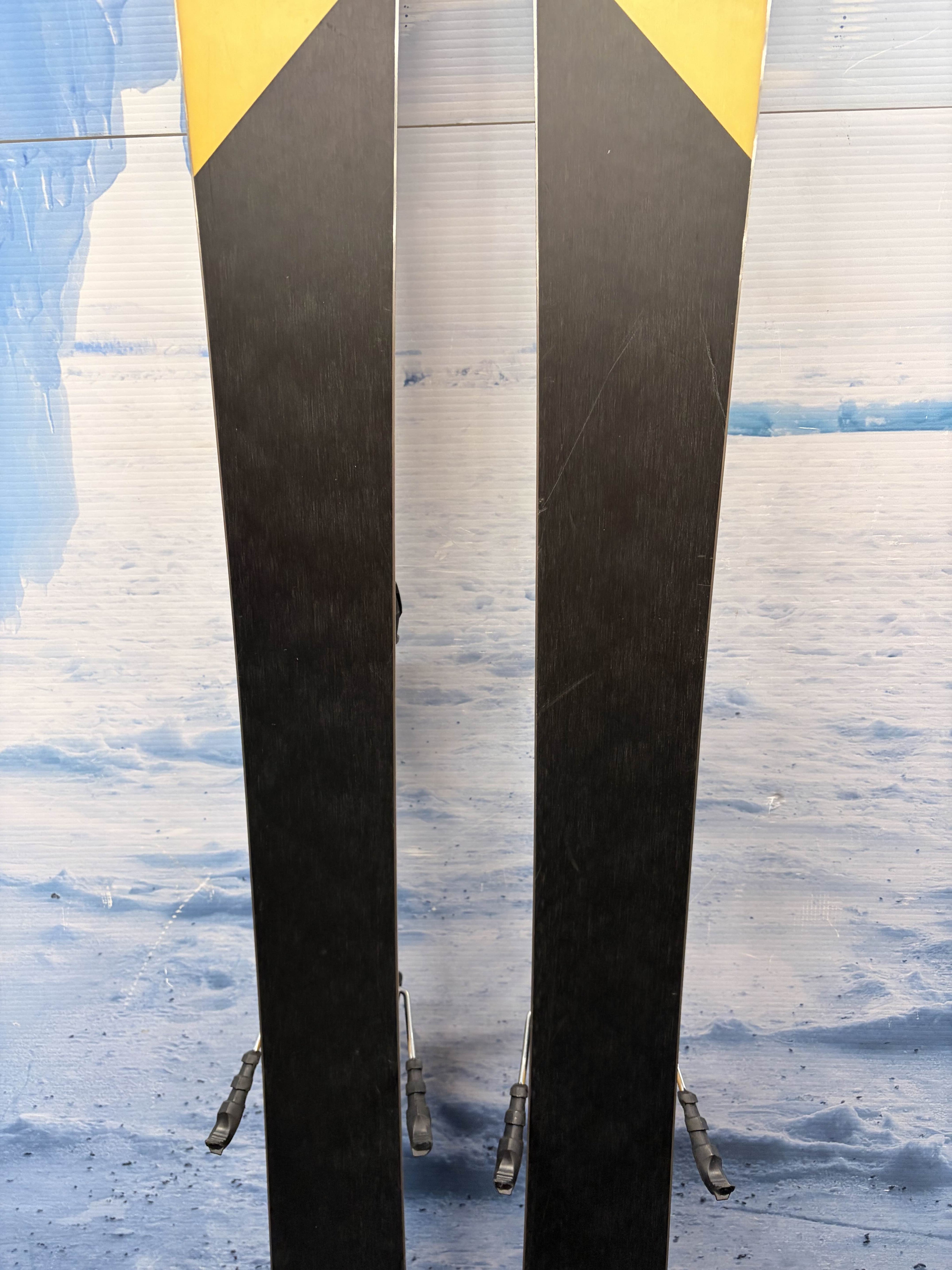 Used Elan Ripstick 106 Ski 164cm w/ Tyrolia Attack 14 Rental Binding