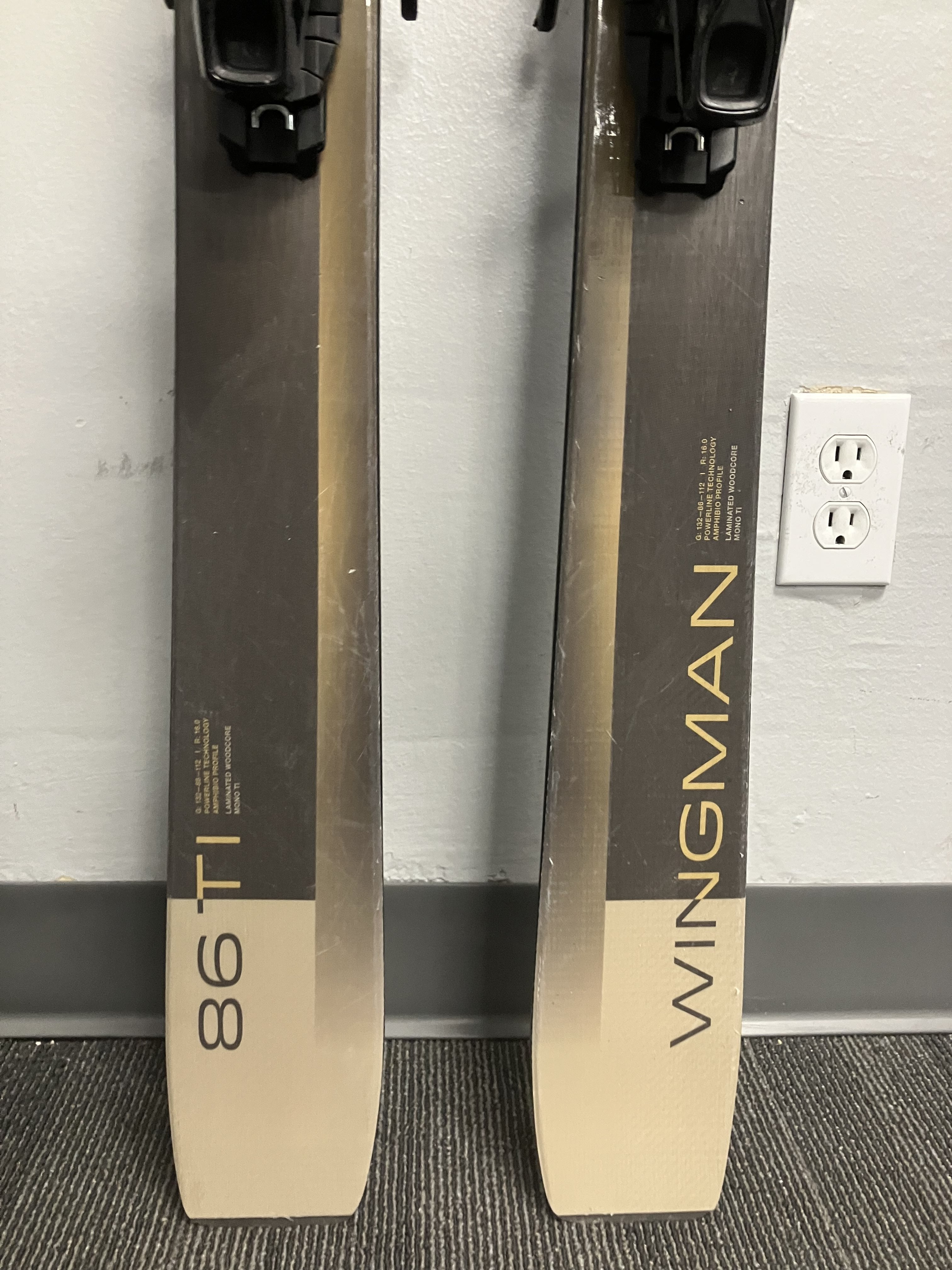 Elan Wingman 86 Ti 174cm W/ Salomon Strive 11 GW Bindings- Lightly Used 2026