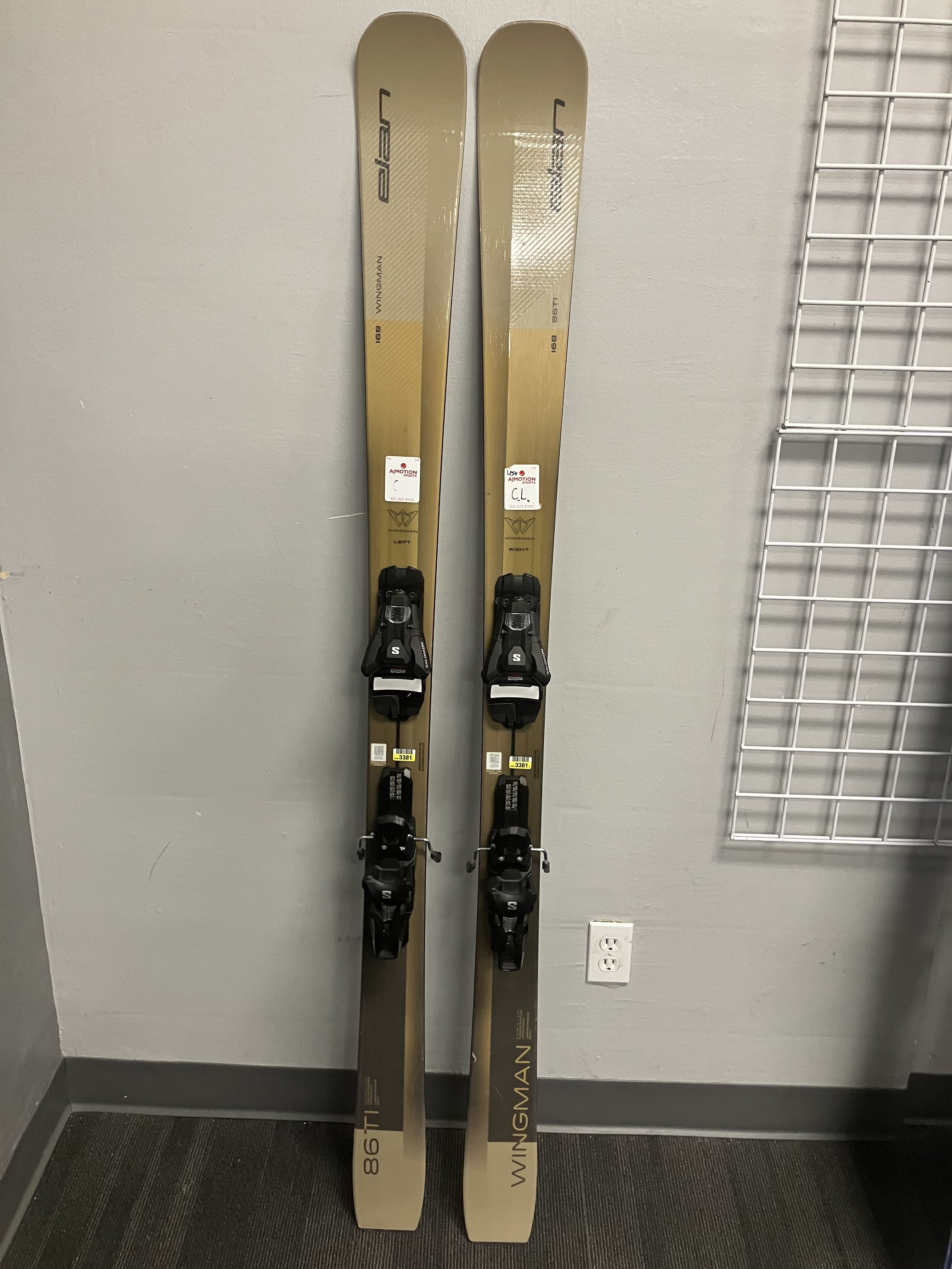 Elan Wingman 86 Ti 168cm W/ Salomon Strive 11 GW Bindings- Lightly Used 2026