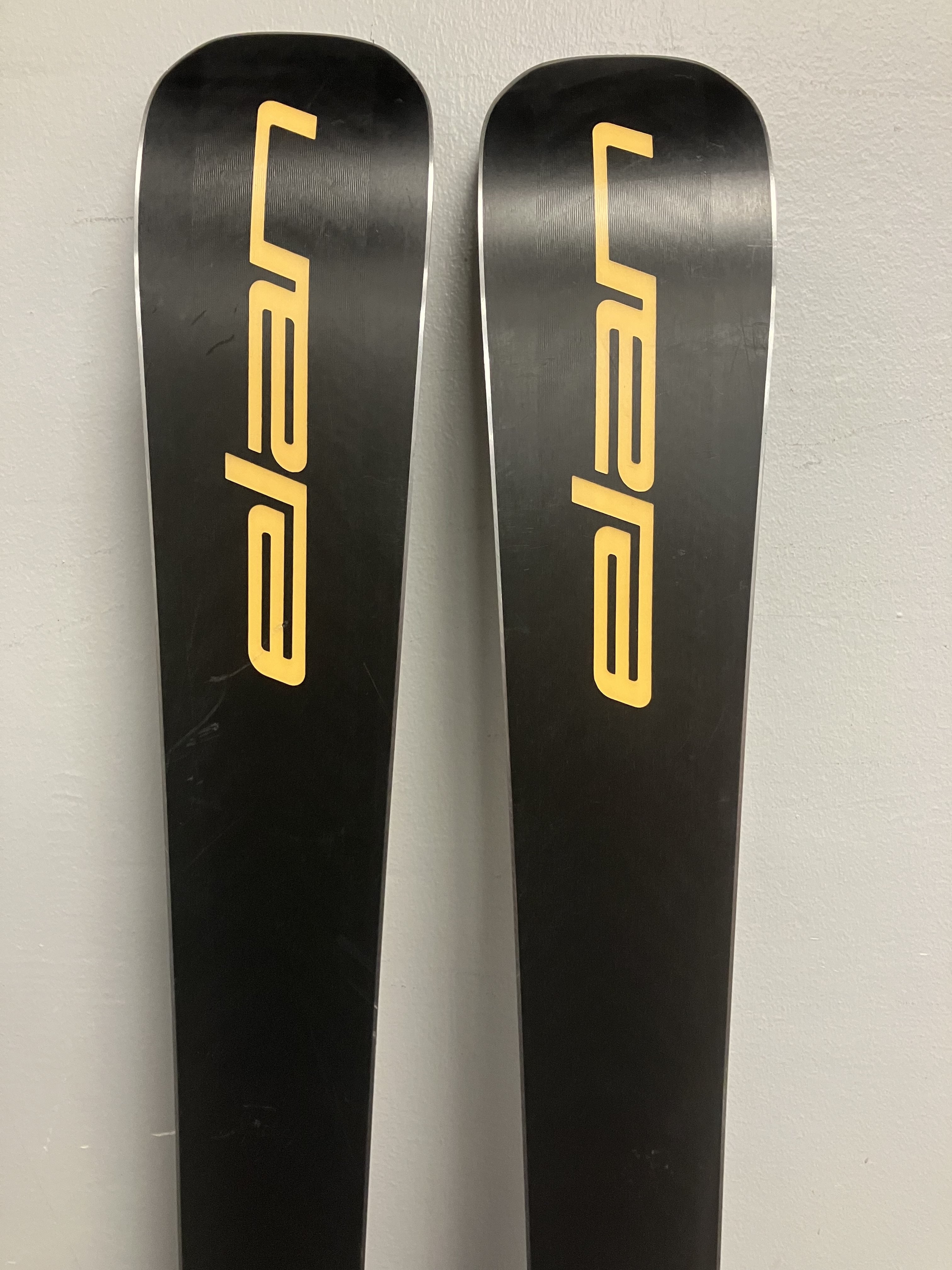 Elan Wingman 86 Ti 168cm W/ Salomon Strive 11 GW Bindings- Lightly Used 2026