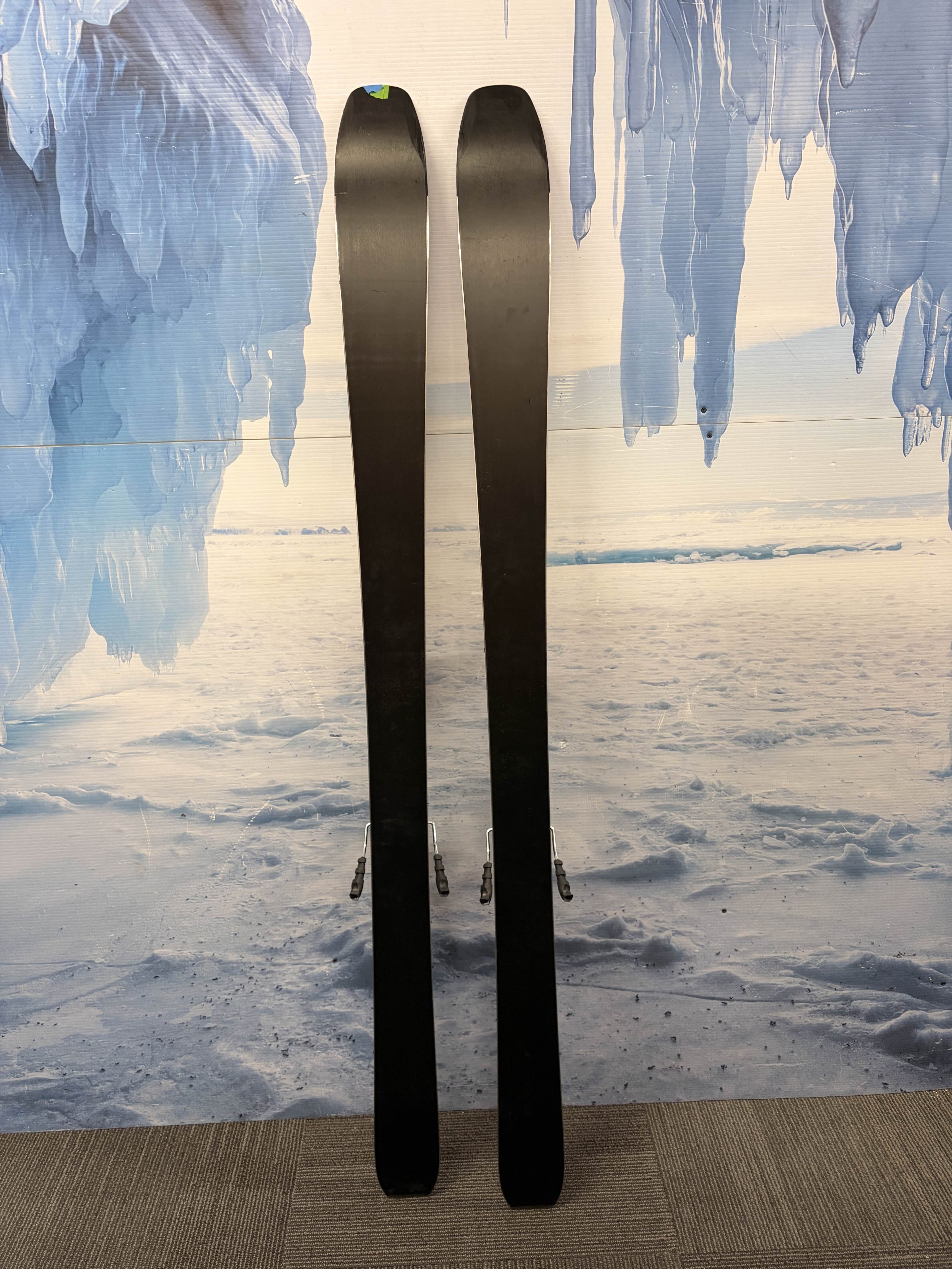 Lightly Used Atomic Maven 86 Skis - 169cm w/ Tyrollia Attack 11 Bindings