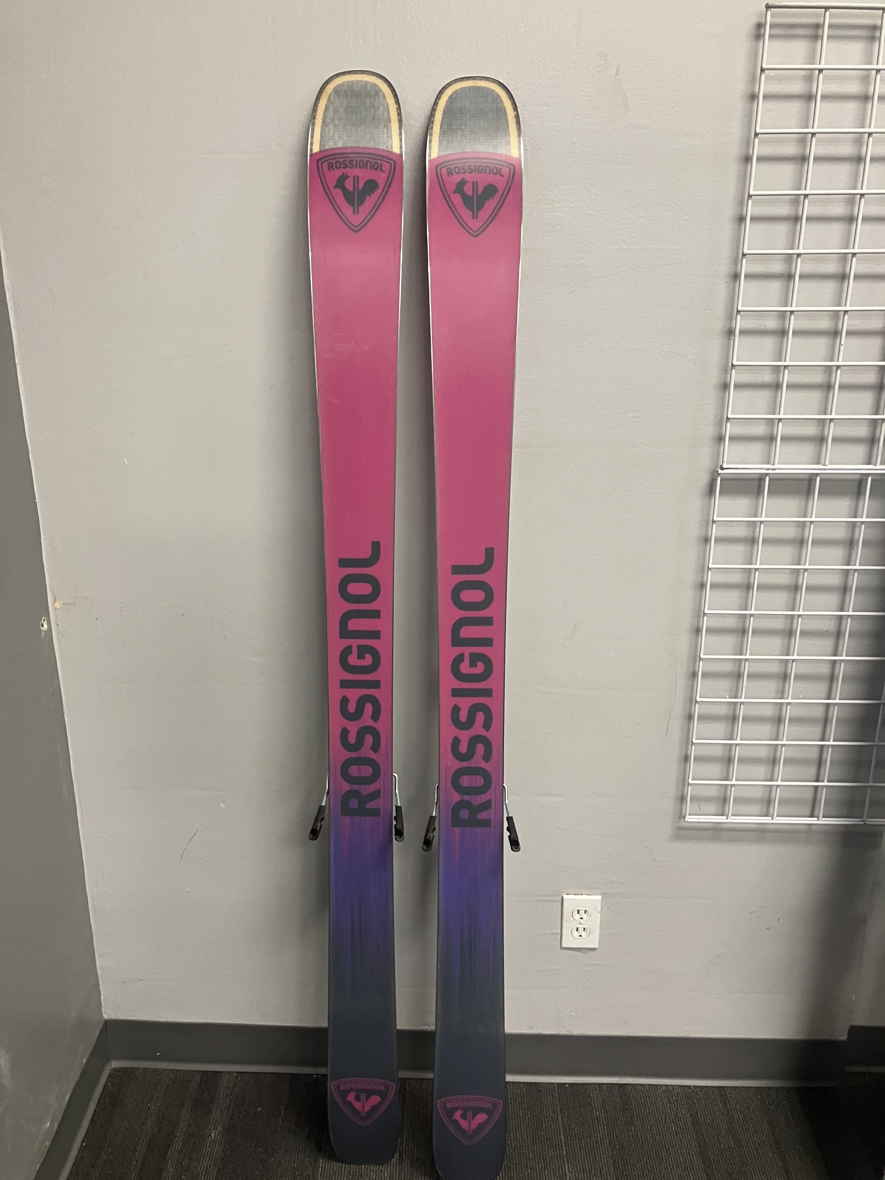 Rossignol Sender Free 100 178cm Skis w/ Atomic Strive 13 Bindings- Lightly Used 2026